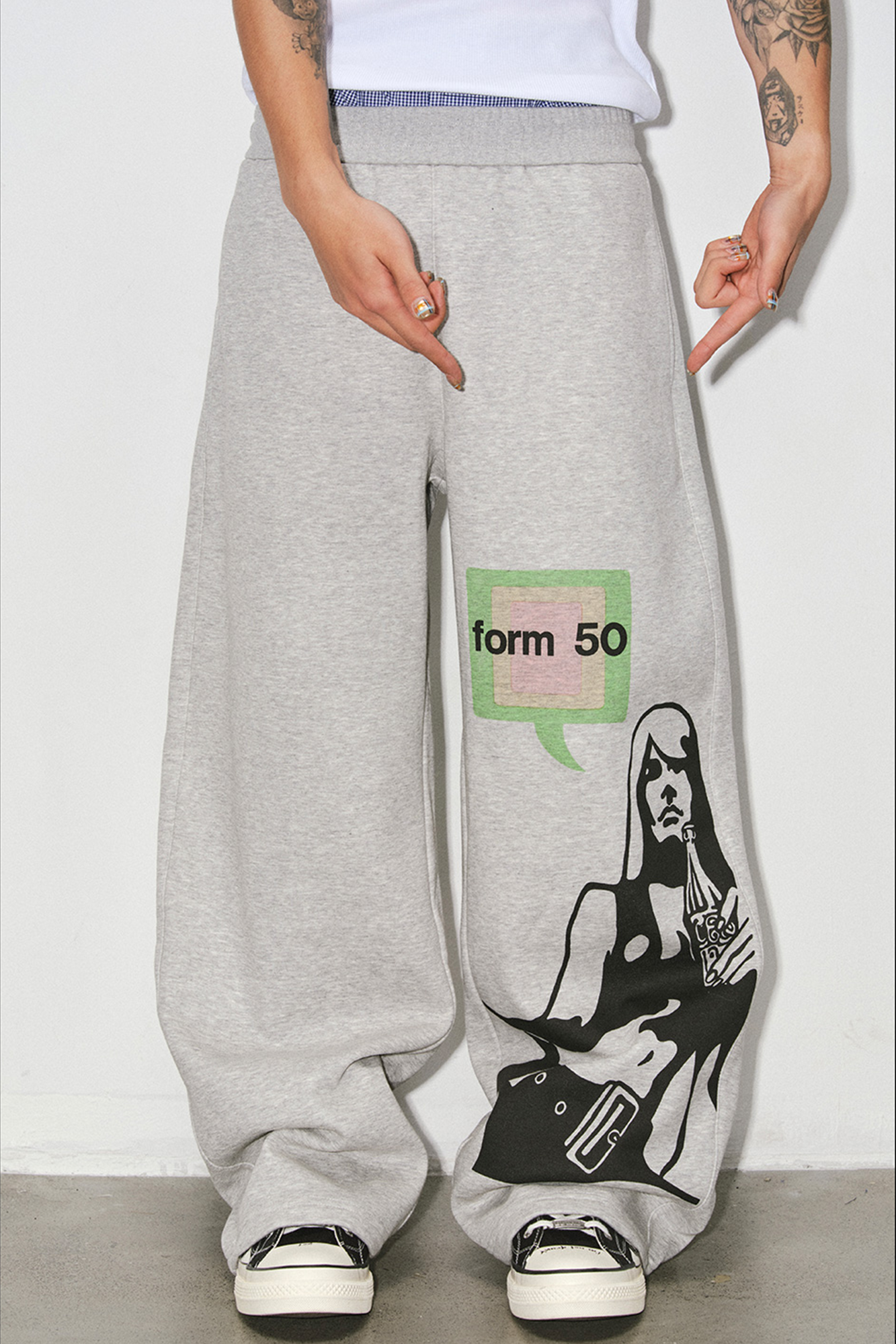 NOVACAM Portrait Graphic Curved Wide-Leg Sweatpants