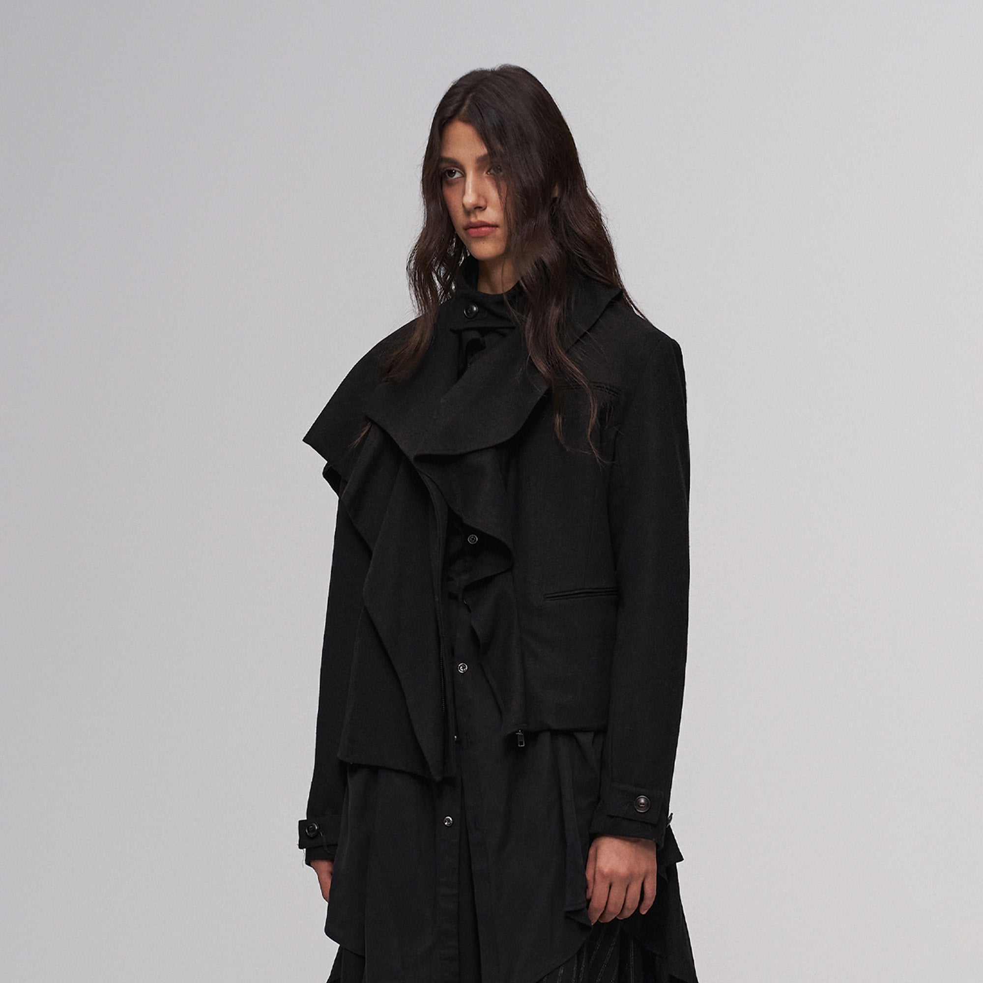 ILNya Nieternite Nifutur Layered Ruffle Wool-Blend Scarf-Wrap Coat