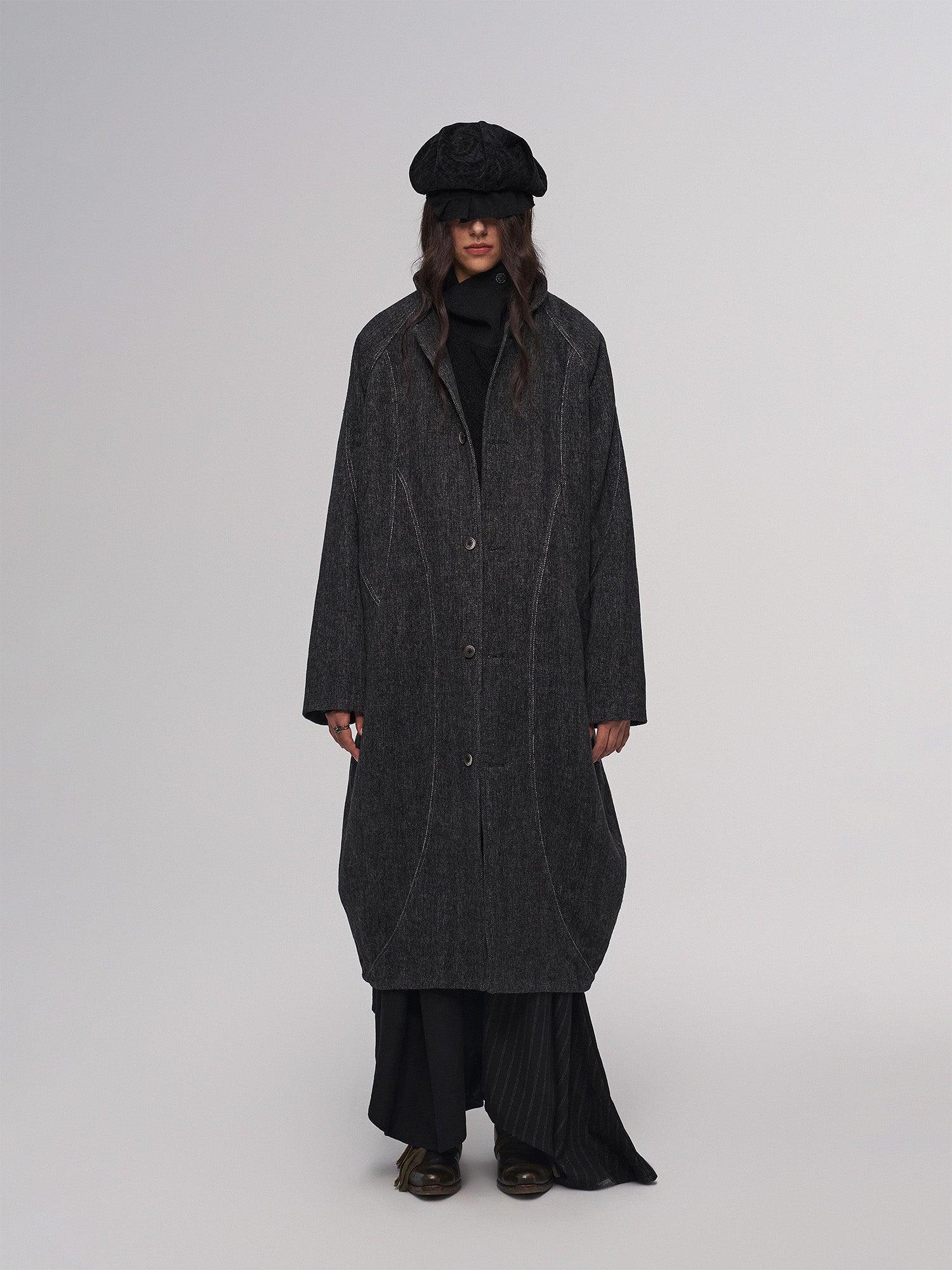 ILNya Nieternite Nifutur Minimal Wool-Blend Seam-Panel Long Coat