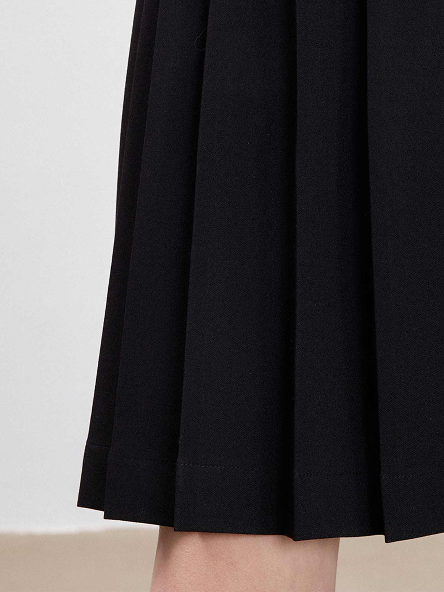 TUIMU Essential Pleated Skort