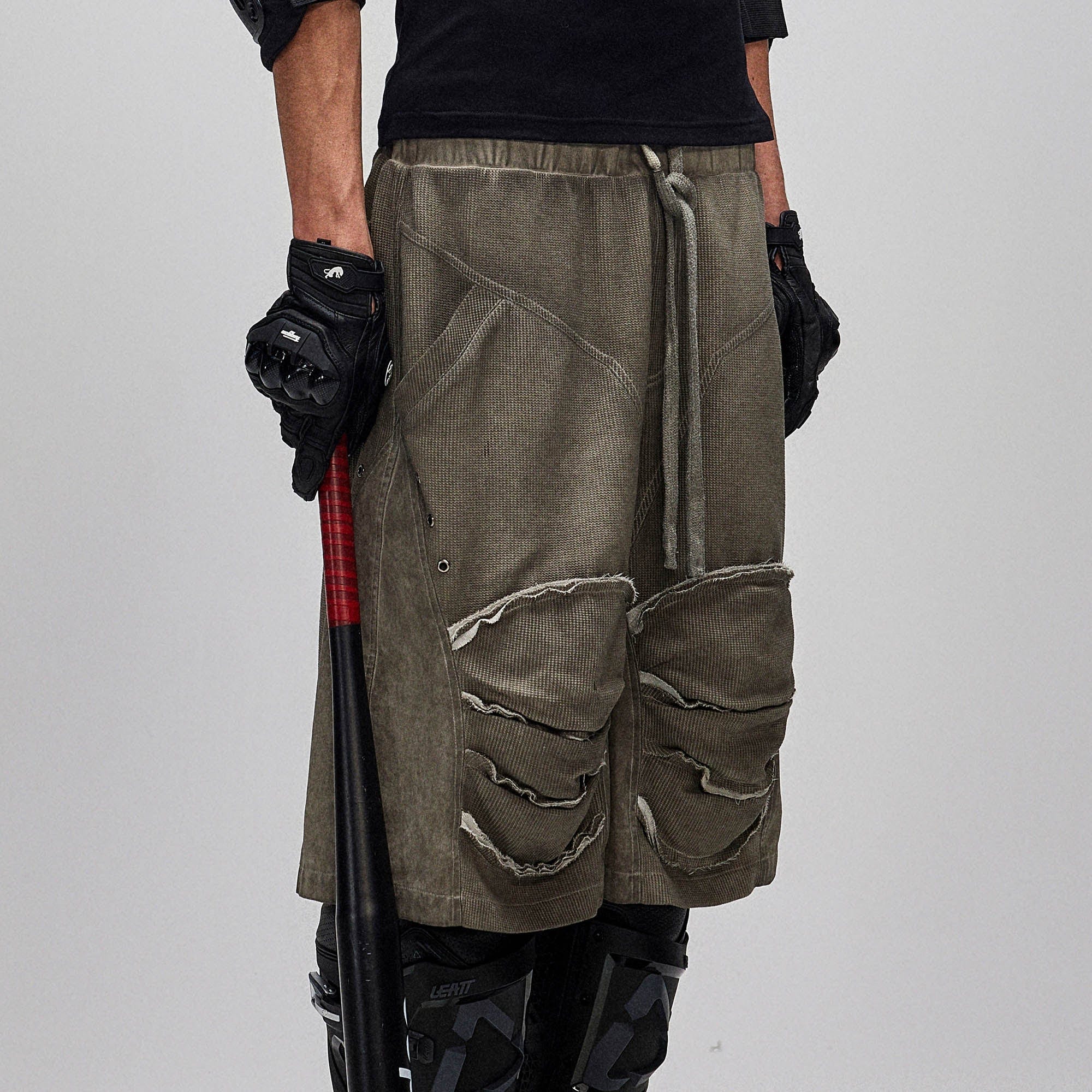 FLYERRER Dirty Fit Layered Frayed Knee Shorts