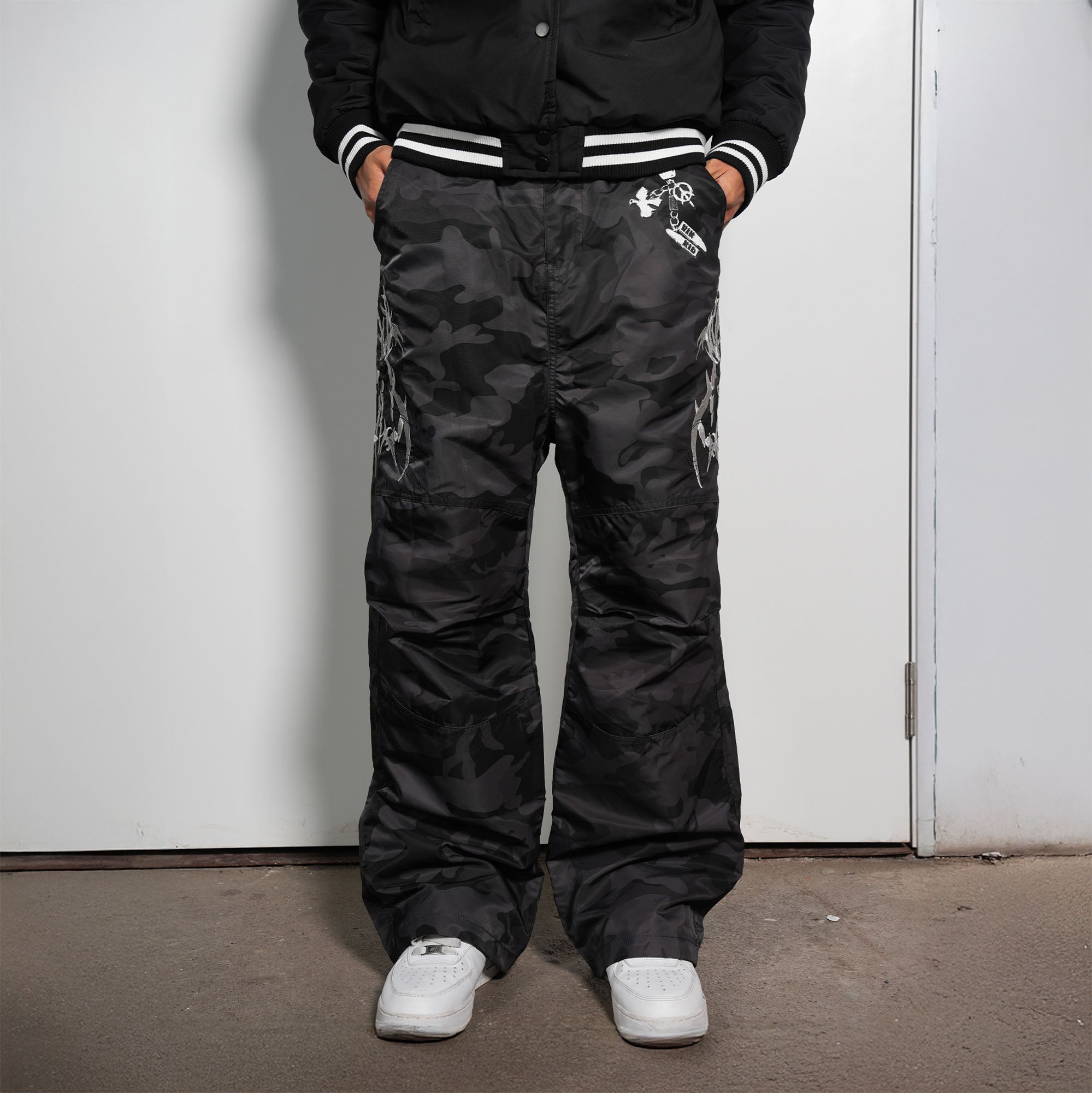 VINKID Thorn Embroidered Camo Straight-Leg Pants