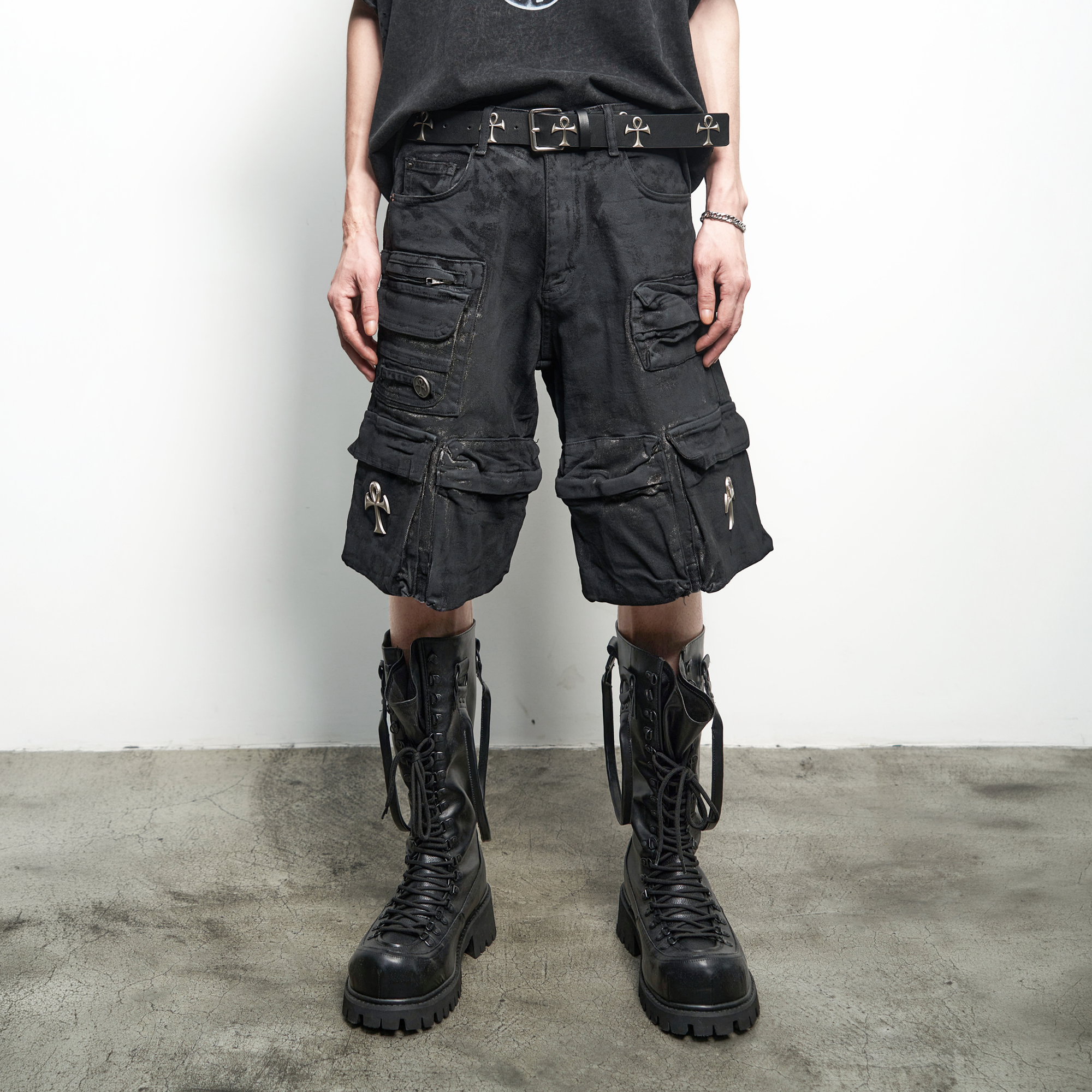 ANTI WAR REVIVAL Wax-Coated Multi-Pocket Denim Shorts