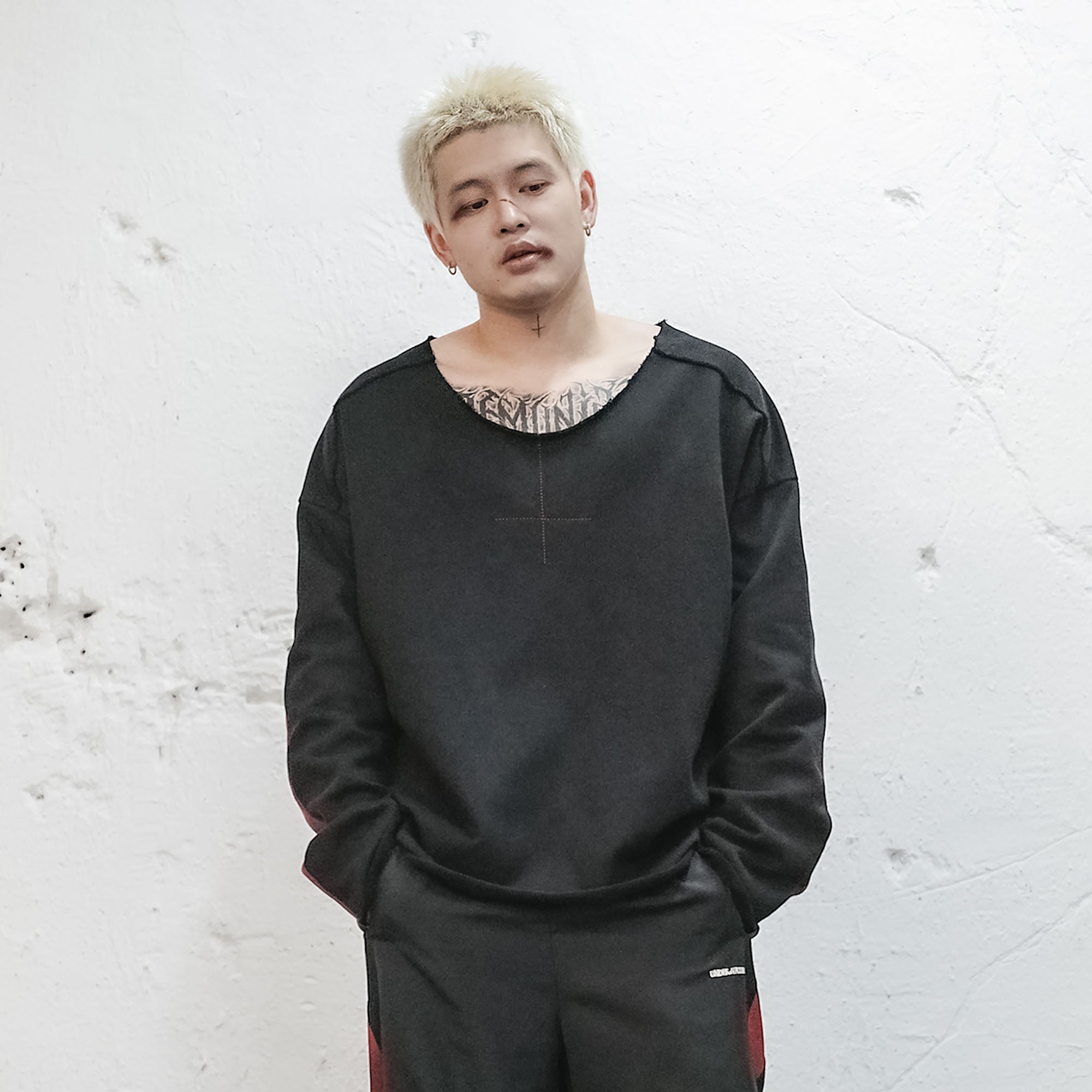 UNDERWATER Bleeding Edge Contrast Panel Sweatshirt