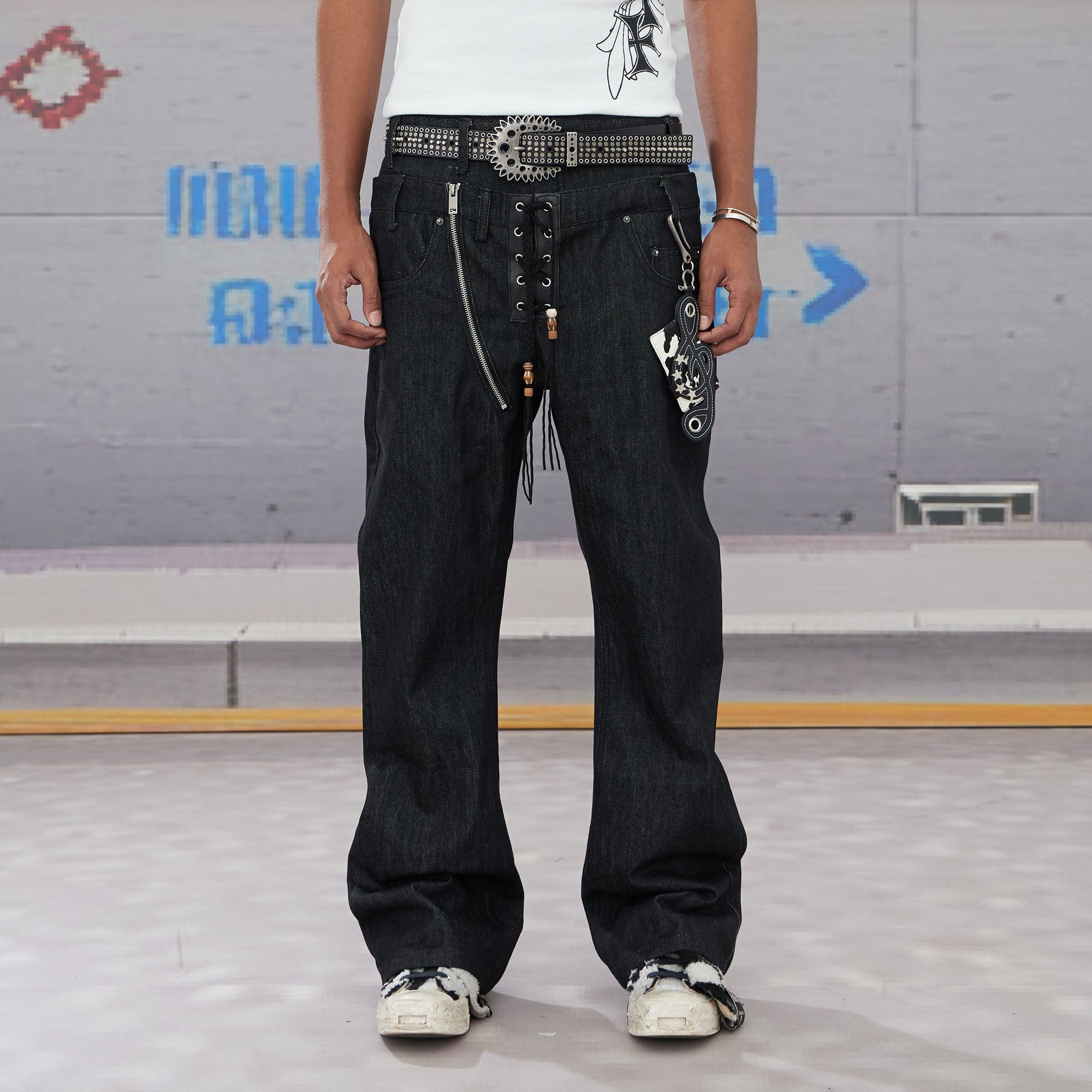 【DISCERNMENT】Capital Diagonal Zipper Raw Denim Pants DISCERNMENT】Capital Diagonal Zipper Raw Denim Pants