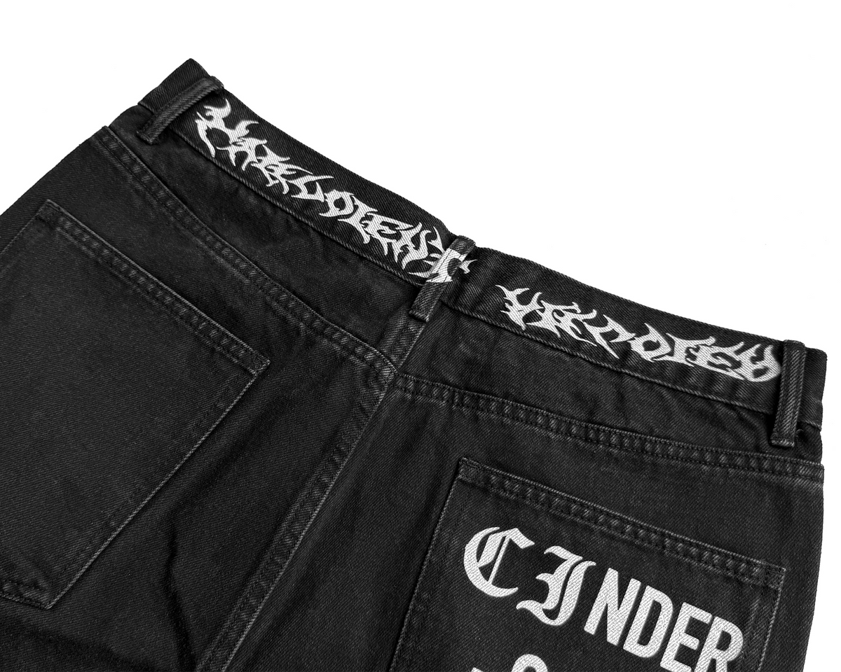 CINDER VEIN Full-Print Skull Washed Flared Jeans