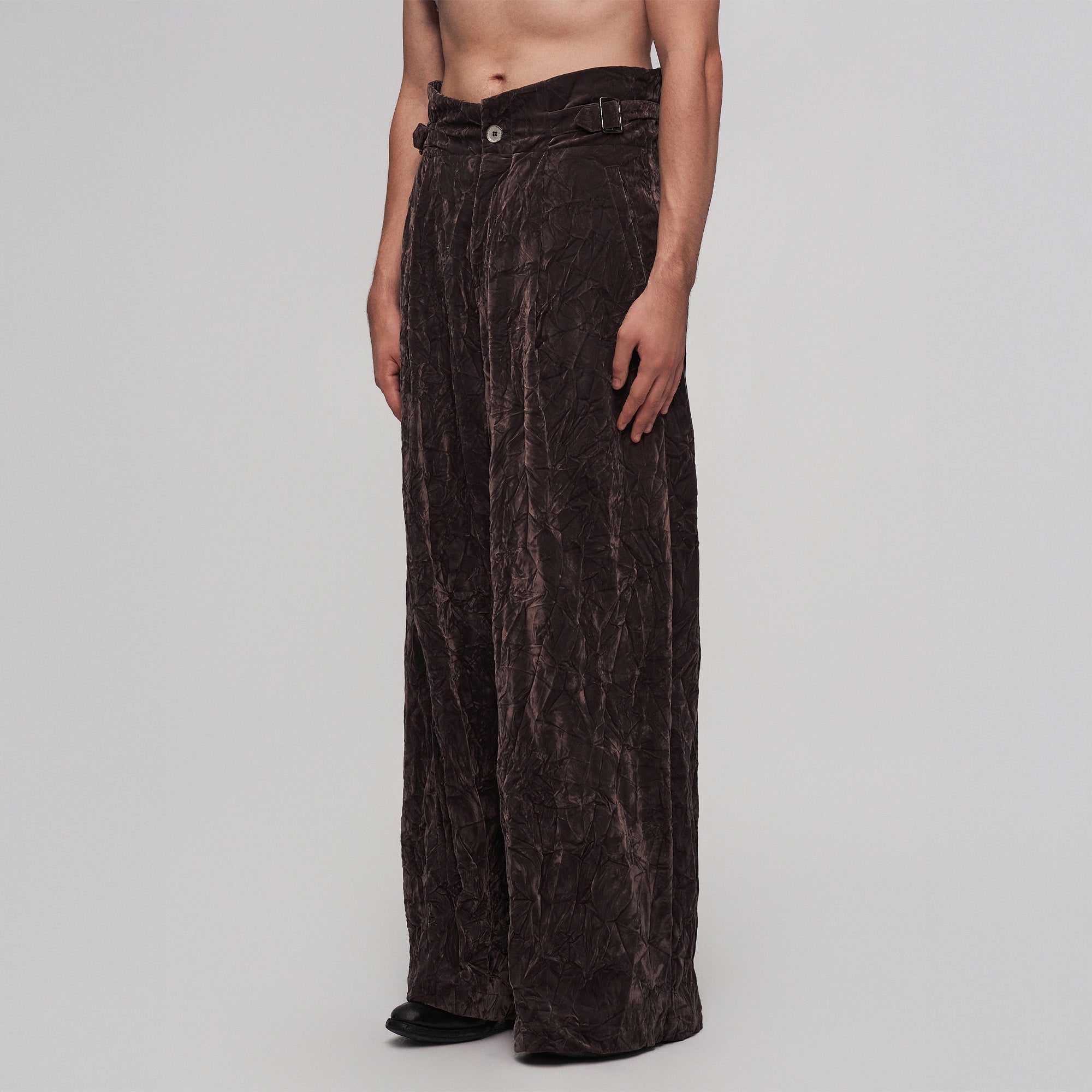 ILNya Nieternite Nifutur Velvet High-Waisted Pleated Wide-Leg Pants