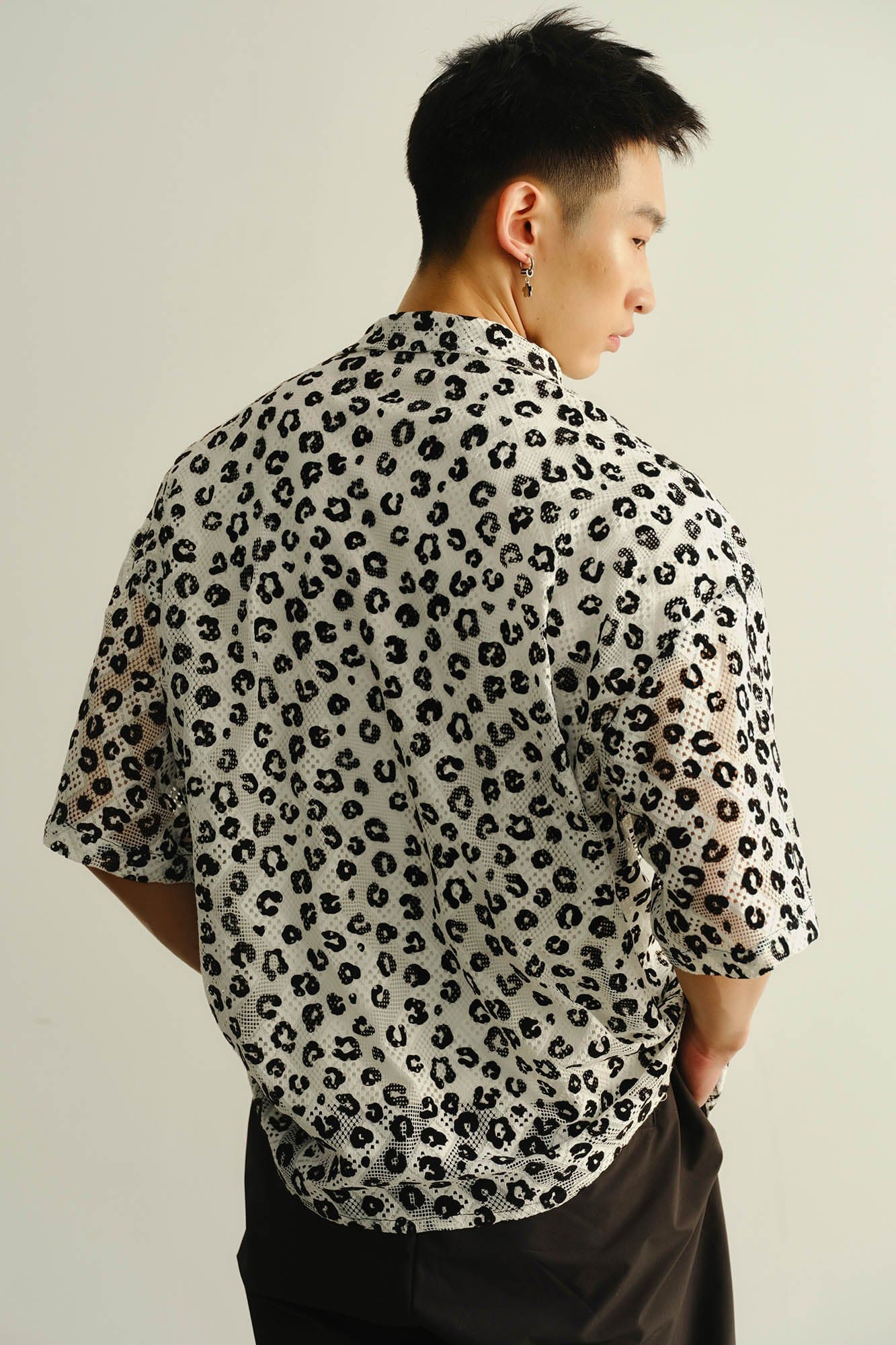 KADAKADA Leopard Lace Bone-Button Shirt