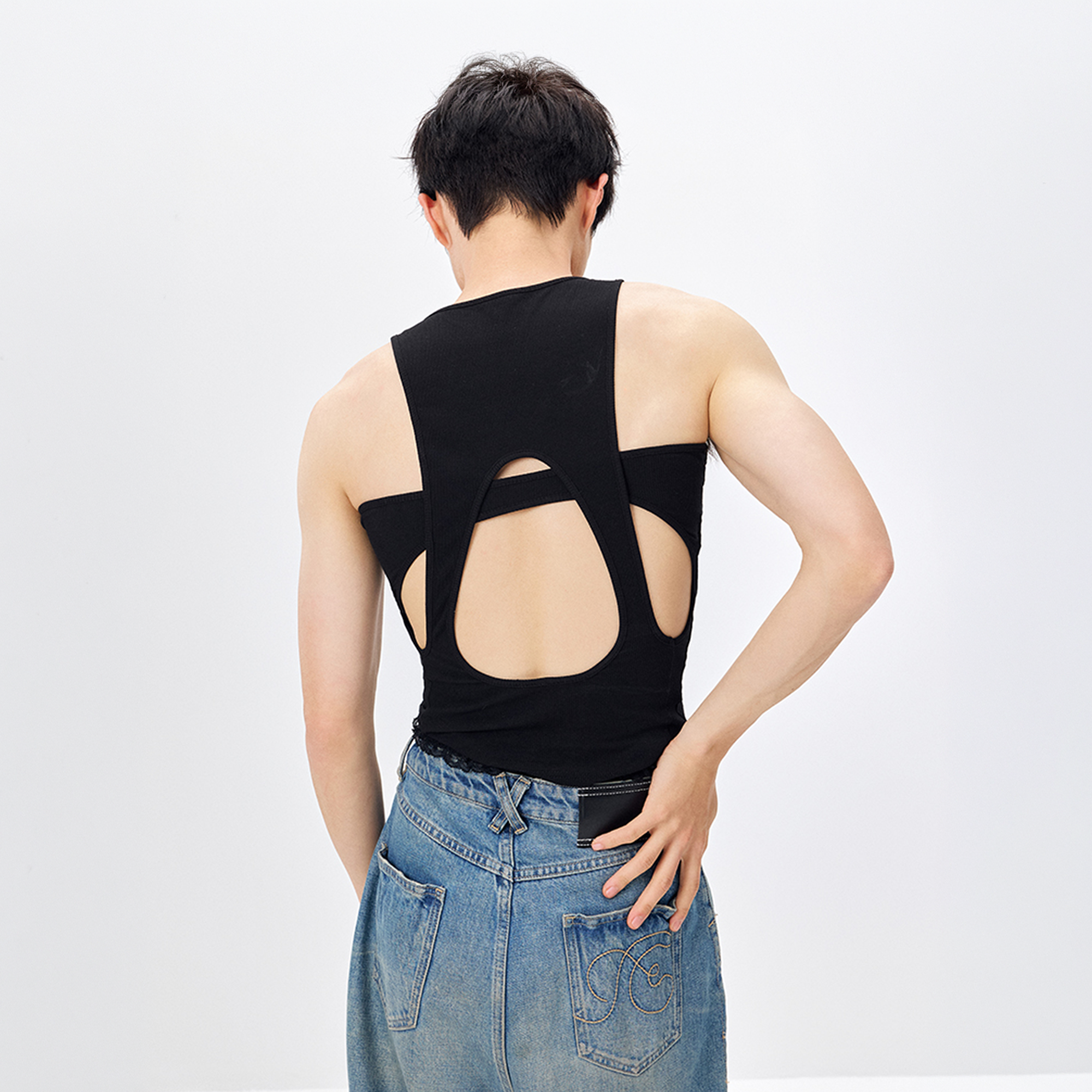 TUIMU Back Cut-Out Ribbed Tank Top Black