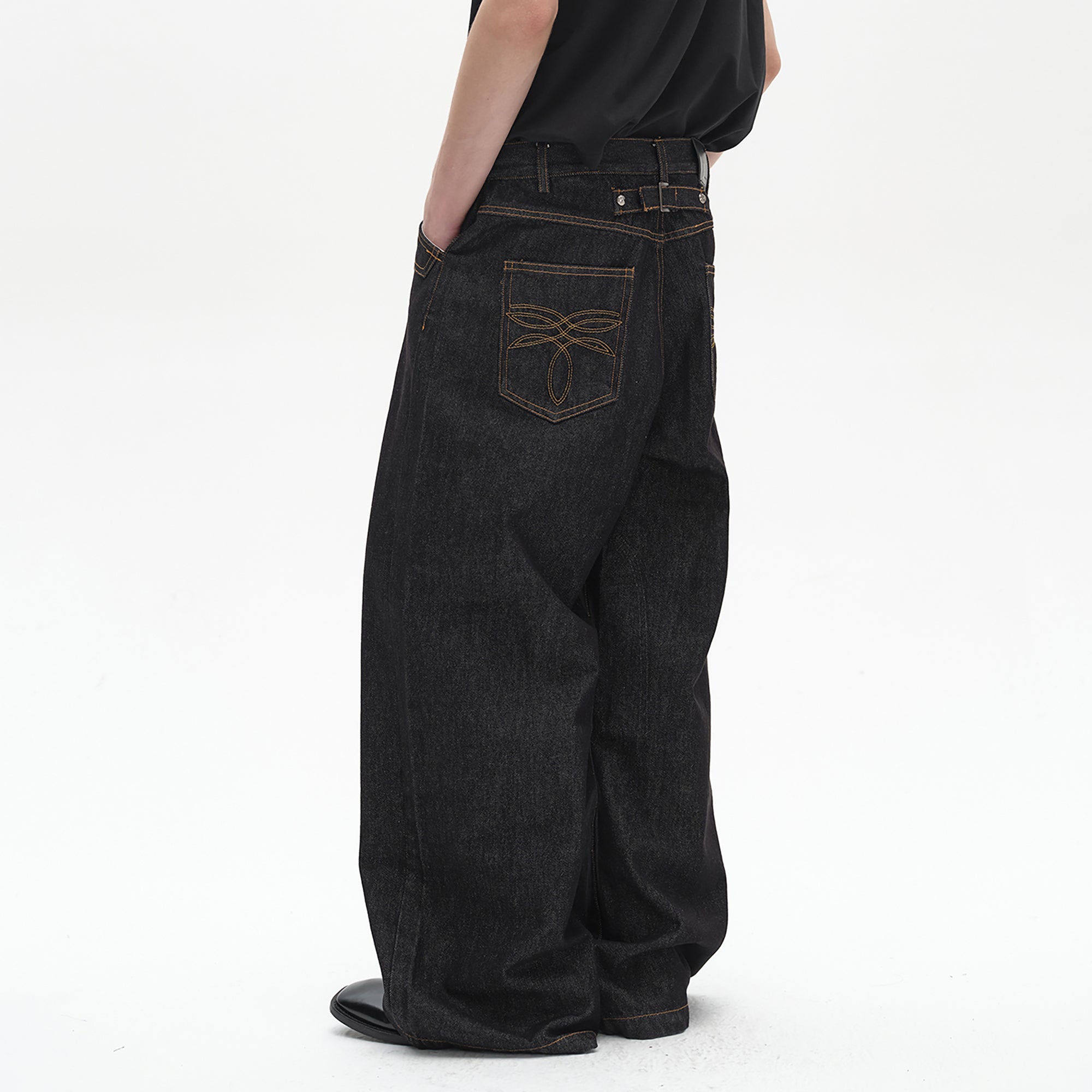 SADSOUP Contrast Stitch Wide-Leg Jeans