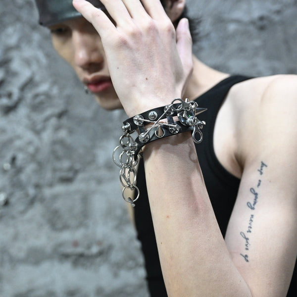 ミュージシャン POINTLESS JOURNEY CHAIN BRACELET + RING 1_6a9f031f-827f-4aa0-b2b8-
