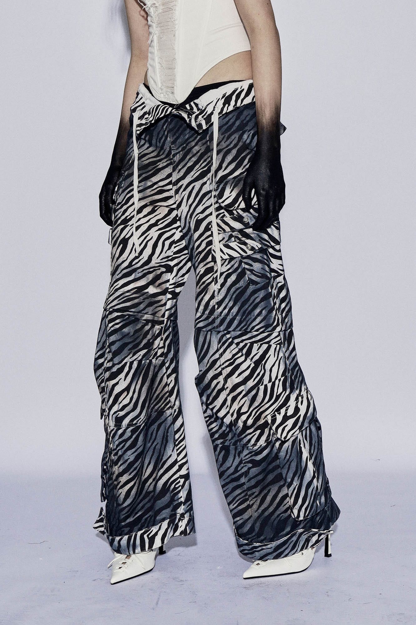 DND4DESxFaychui Zebra Drawstring Pleated Wide-Leg Pants