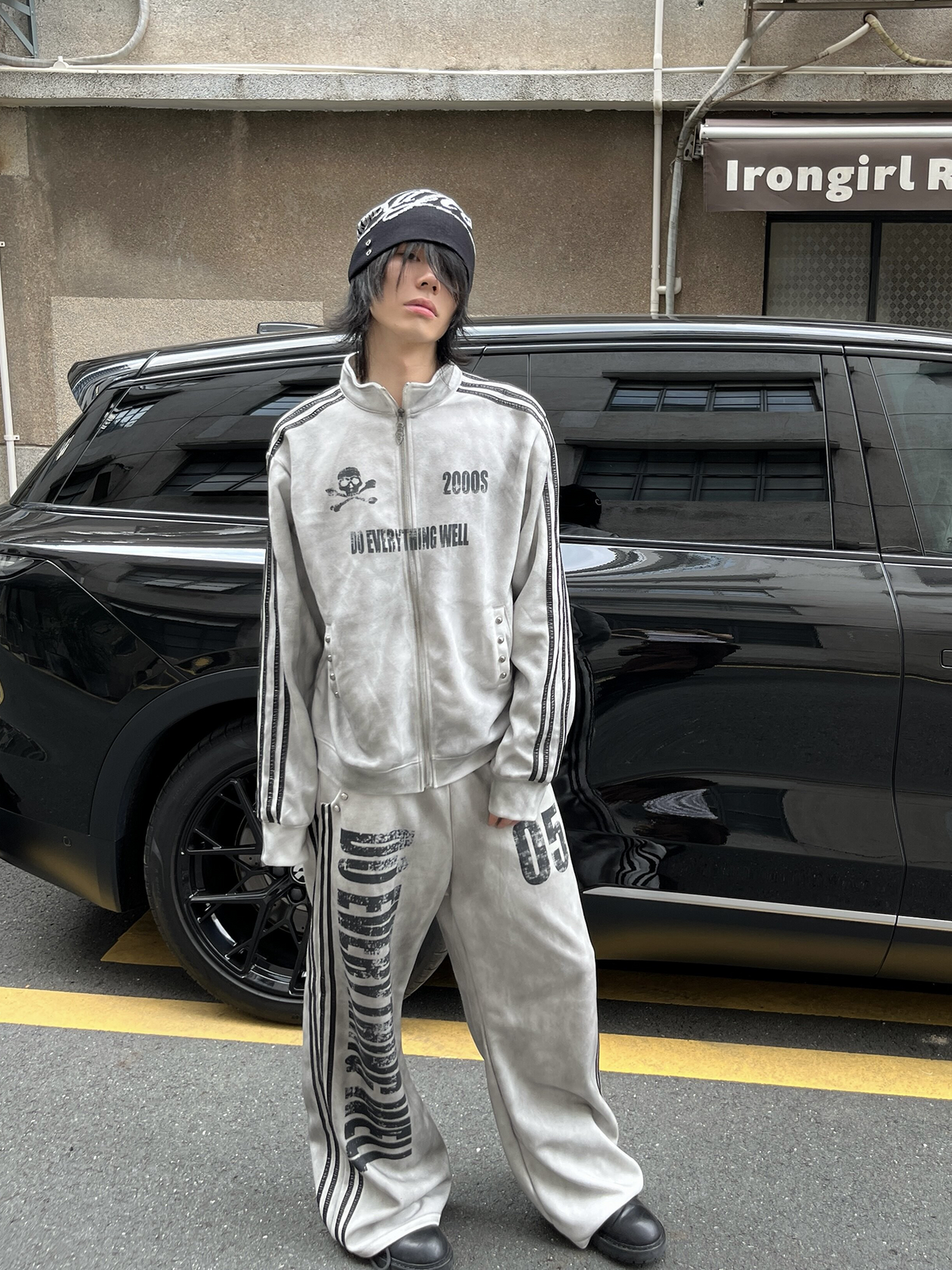 DETW Washed Graphic Double-Waistband Sweatpants