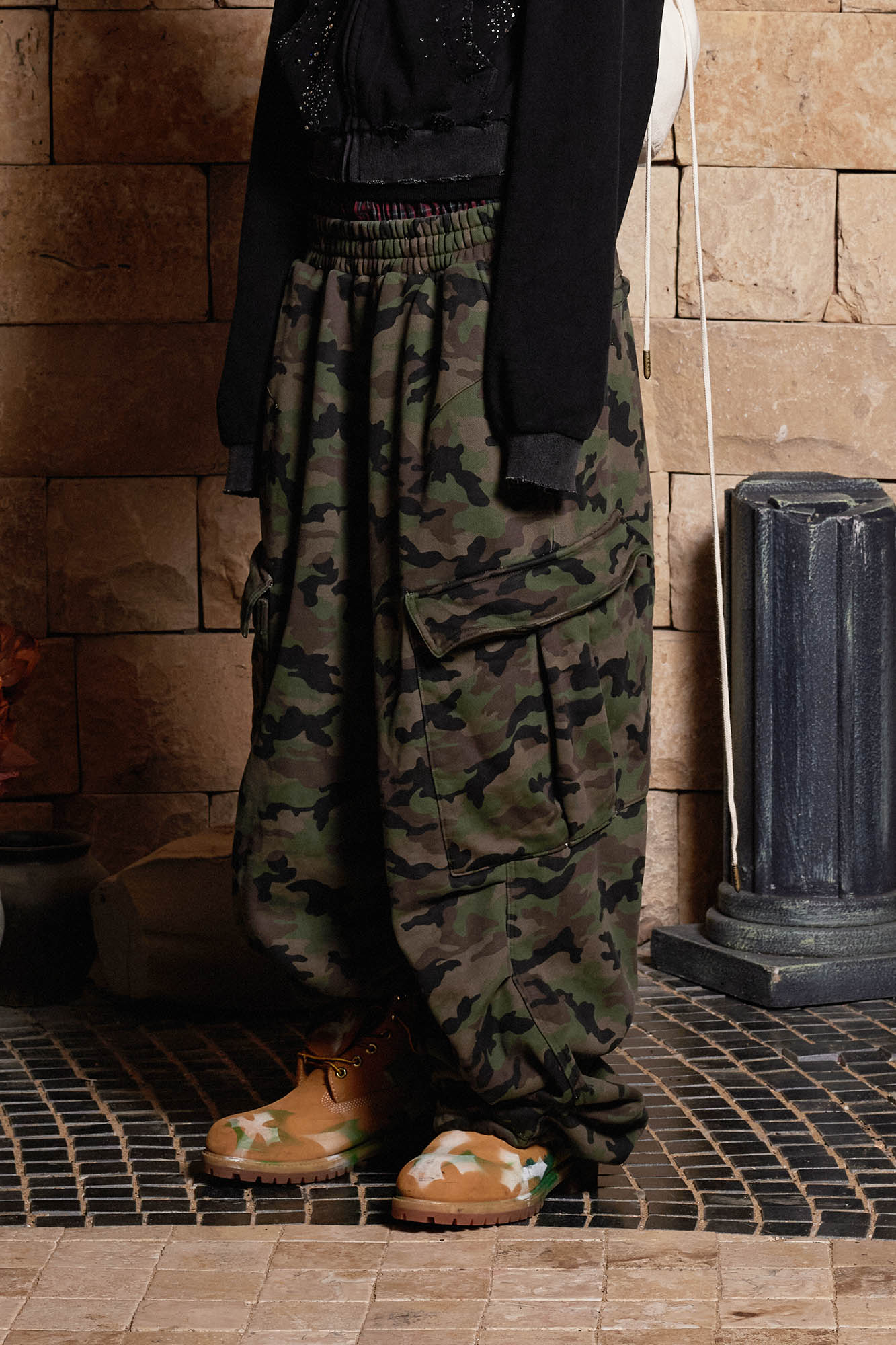 DND4DES Camo Double-Waist Cargo Sweatpants