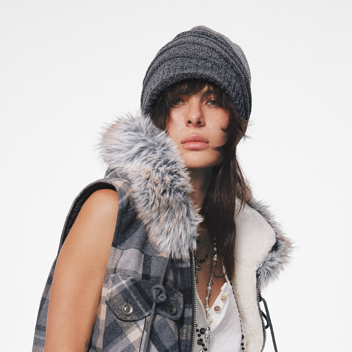 TRECLUB Retro Two-Tone Spliced Beanie, premium urban and streetwear designers apparel on PROJECTISR.com, TRECLUB