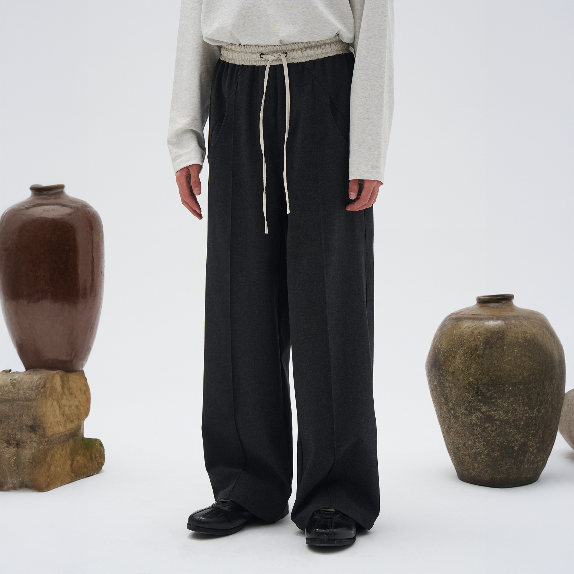 7440 37 1 Contrast Waistband Panelled Trousers