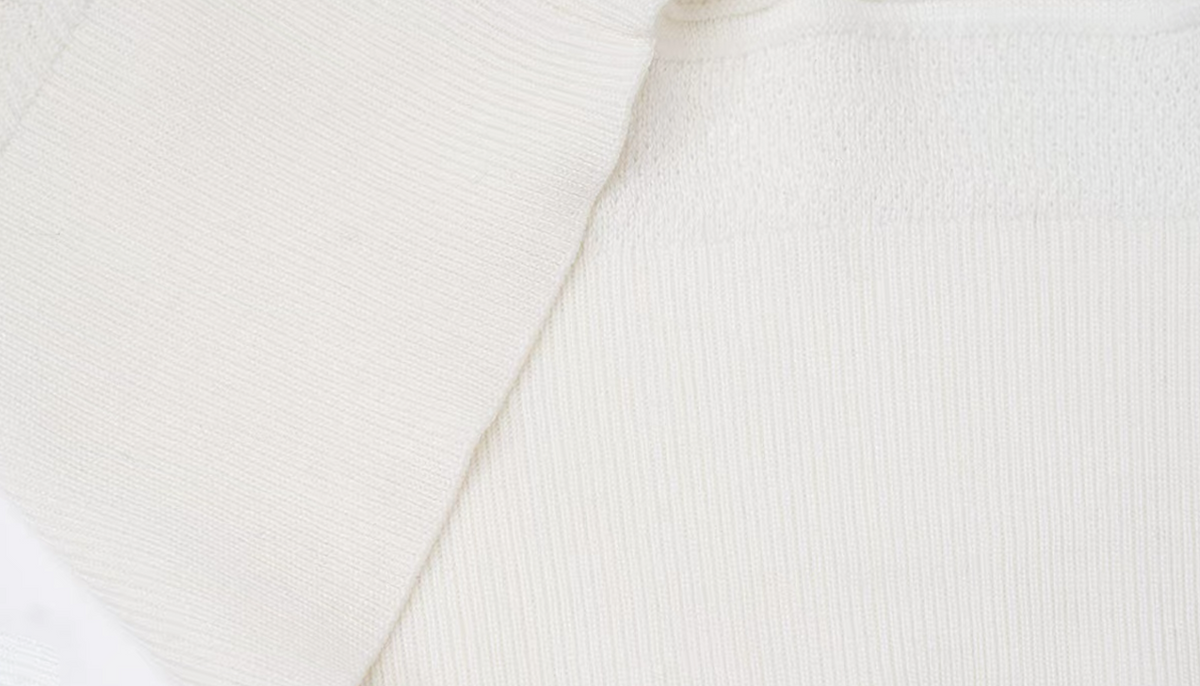 TIWILLTANG Contrast Striped Lace-Up Collar Pullover Sweater