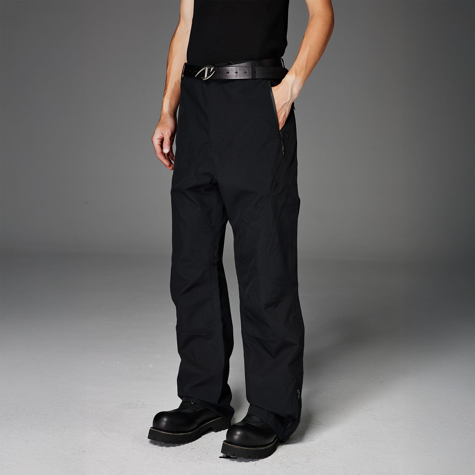 OVERLAPS Contrast Panel Crinkled-Knee Track Pants