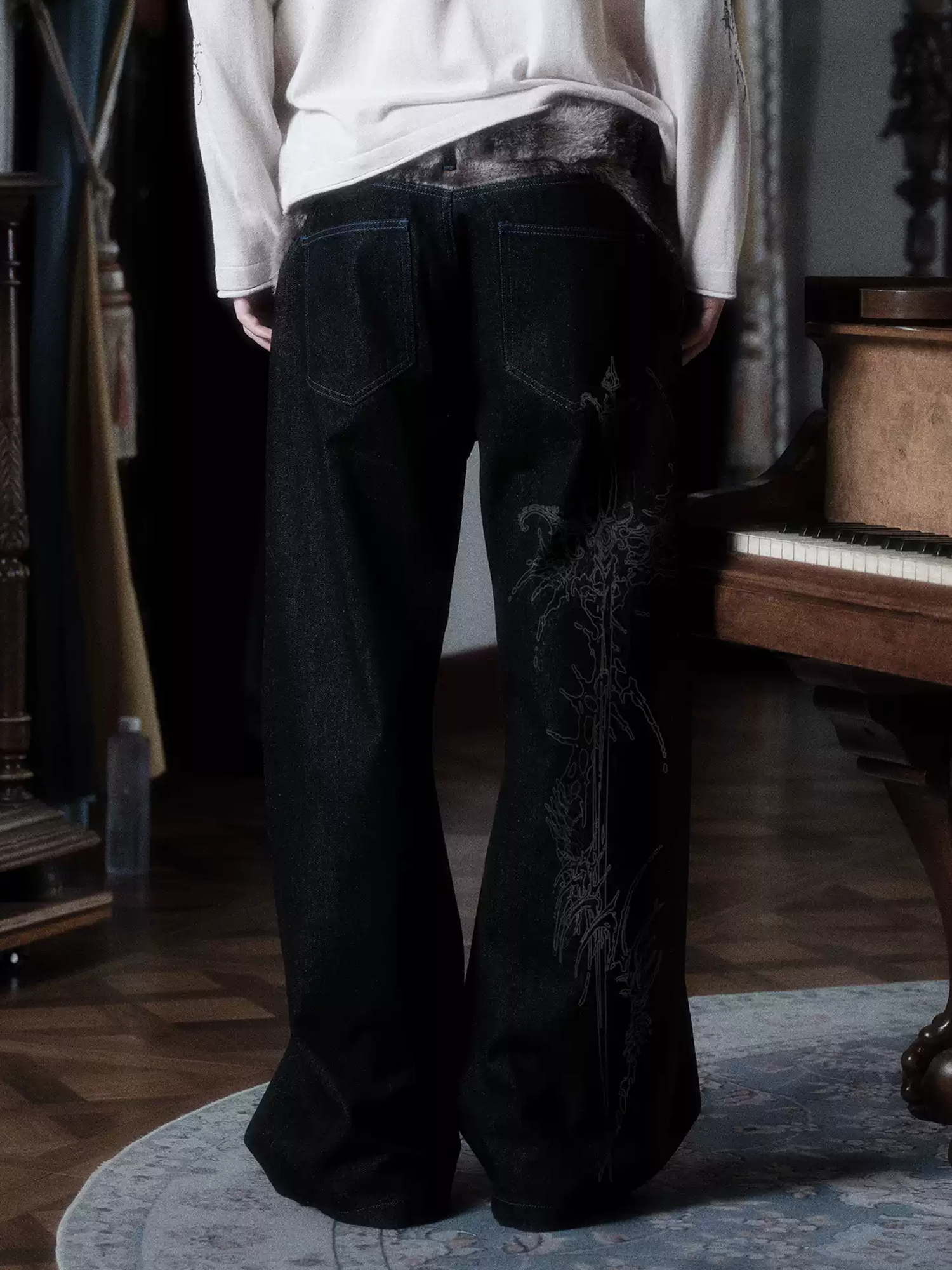 WANNA LAB Laser-Burned Spliced-Waist Jeans