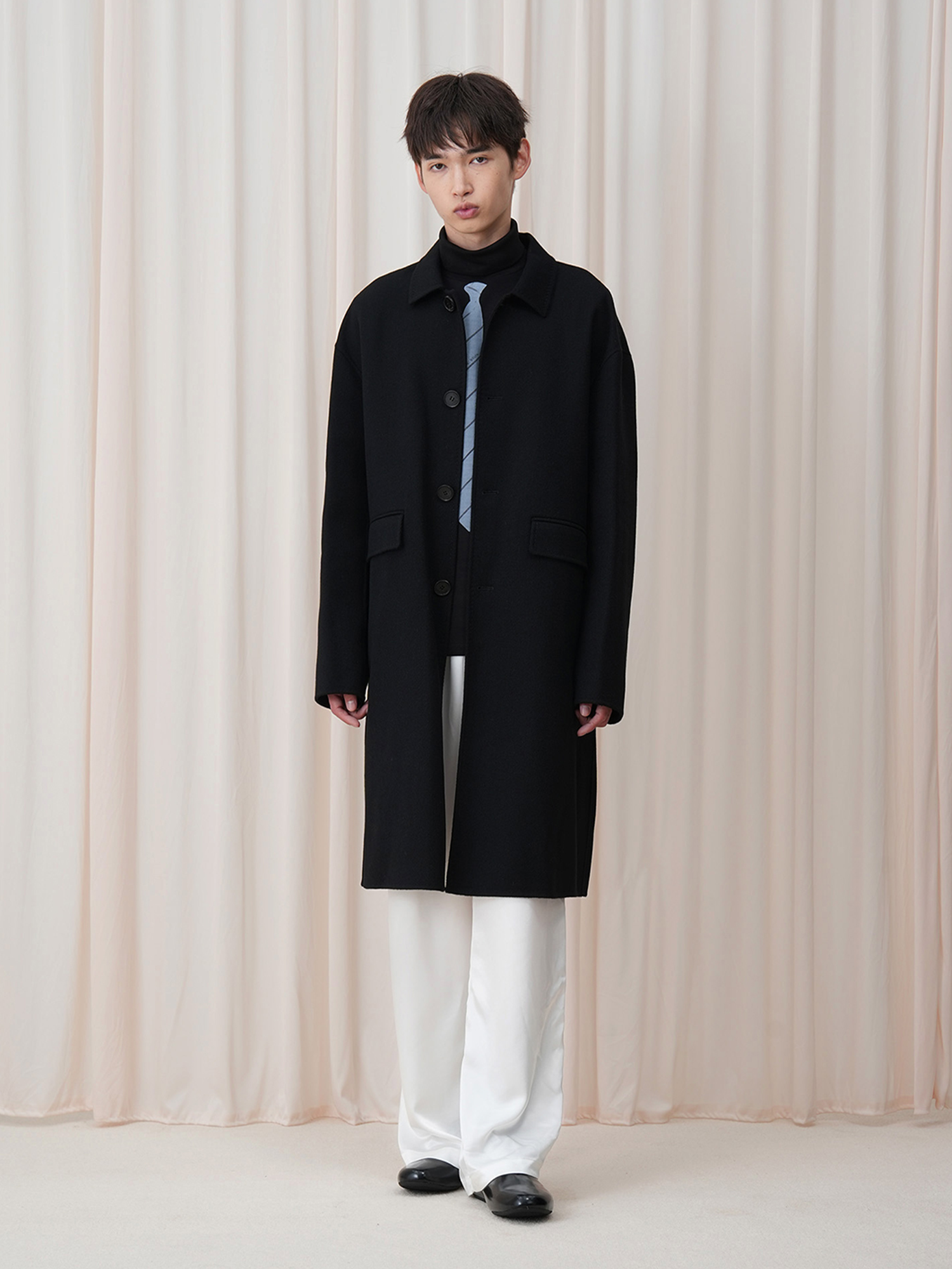 OUYANG WENJUN Minimal Wool Oversized Coat Black