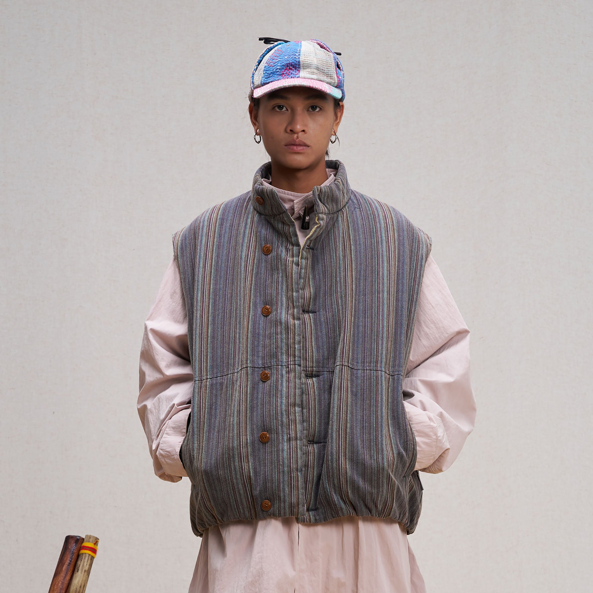 UNLIMITED MOTE Stripe Stand-Collar Padded Vest