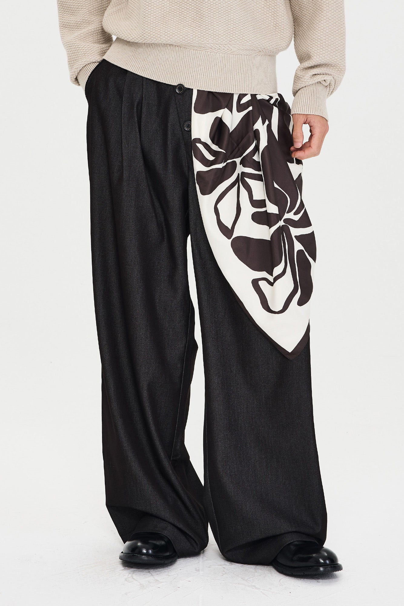 CATSSTAC Asymmetric Button Pleated Wide-Leg Trousers