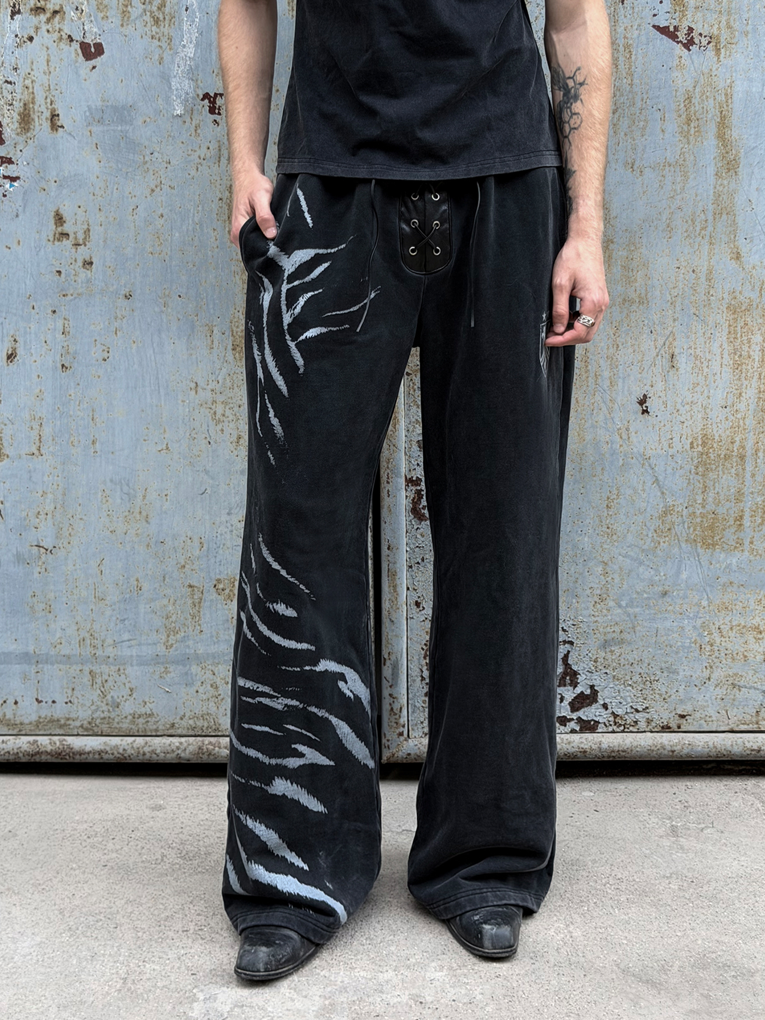 ESAIAS Washed Zebra Print Double-Waist Sweatpants