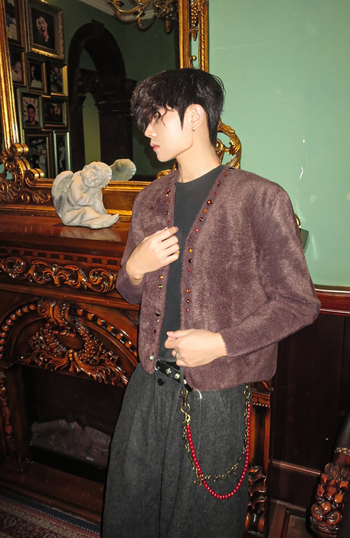 ELETEIZE Gem V-Neck Cardigan Sweater