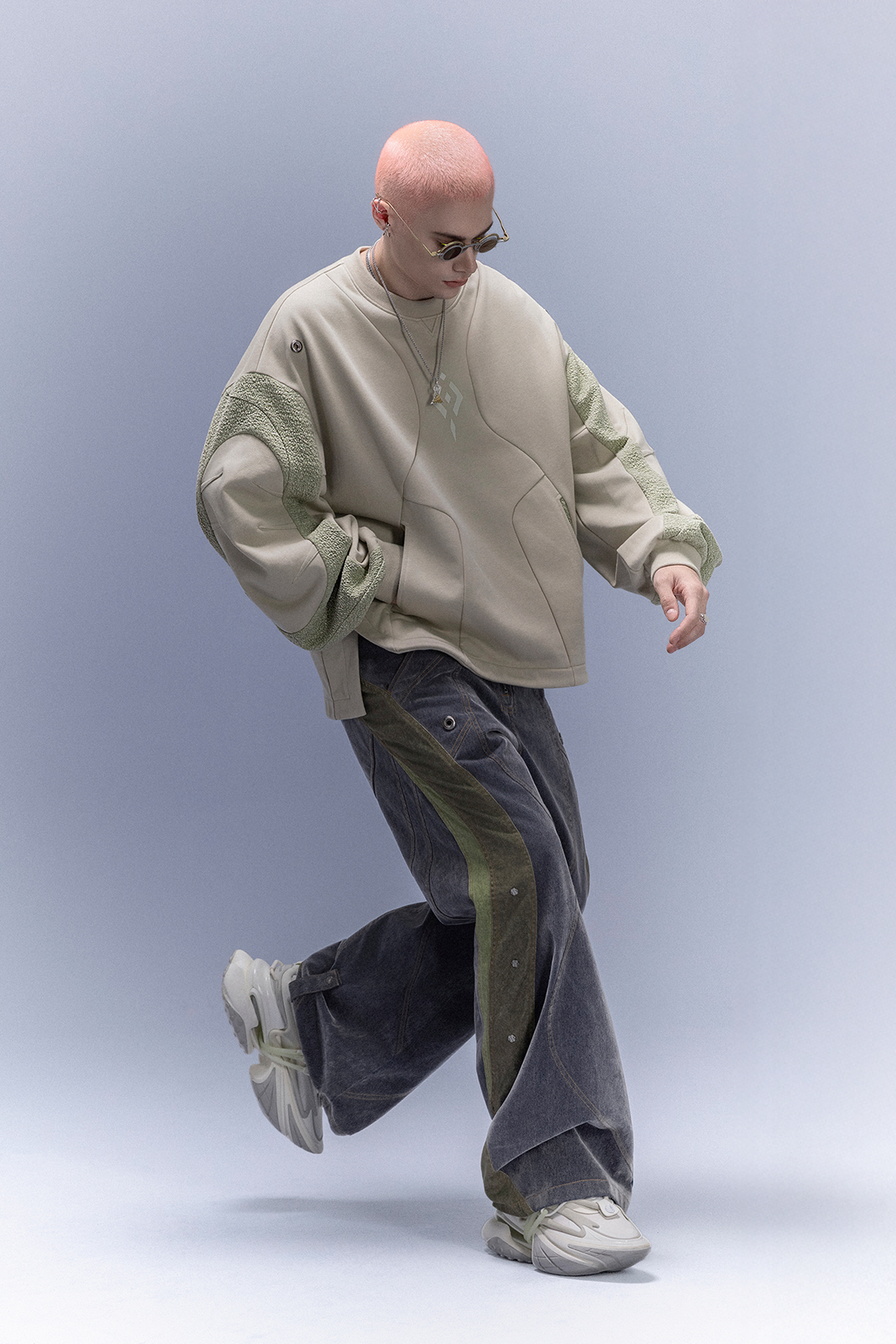 XIPHEVIL Utility Paneled Crewneck Sweatshirt Green