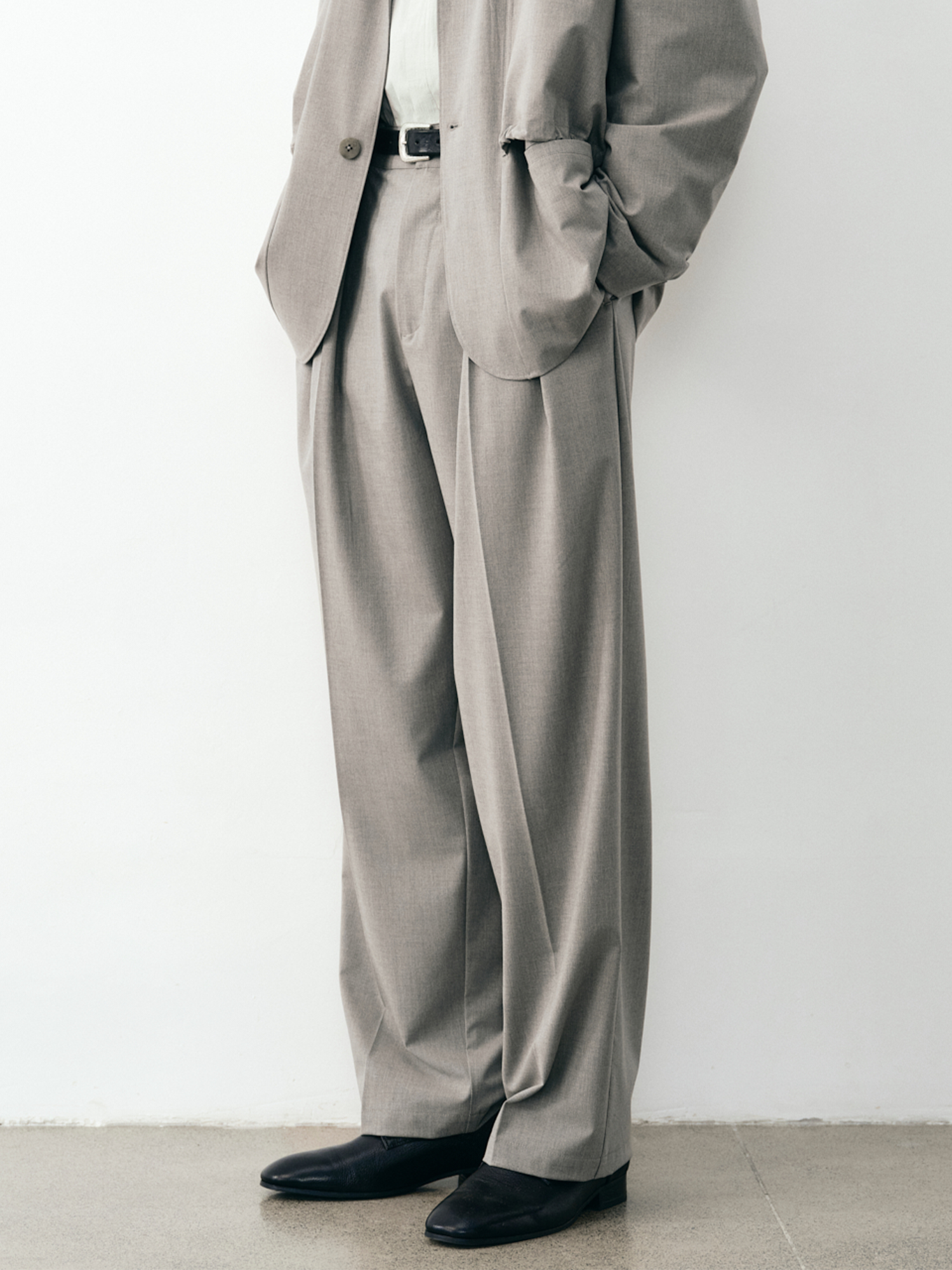 GRAINMUSTARD Wool Blend Double-Pleated Trousers