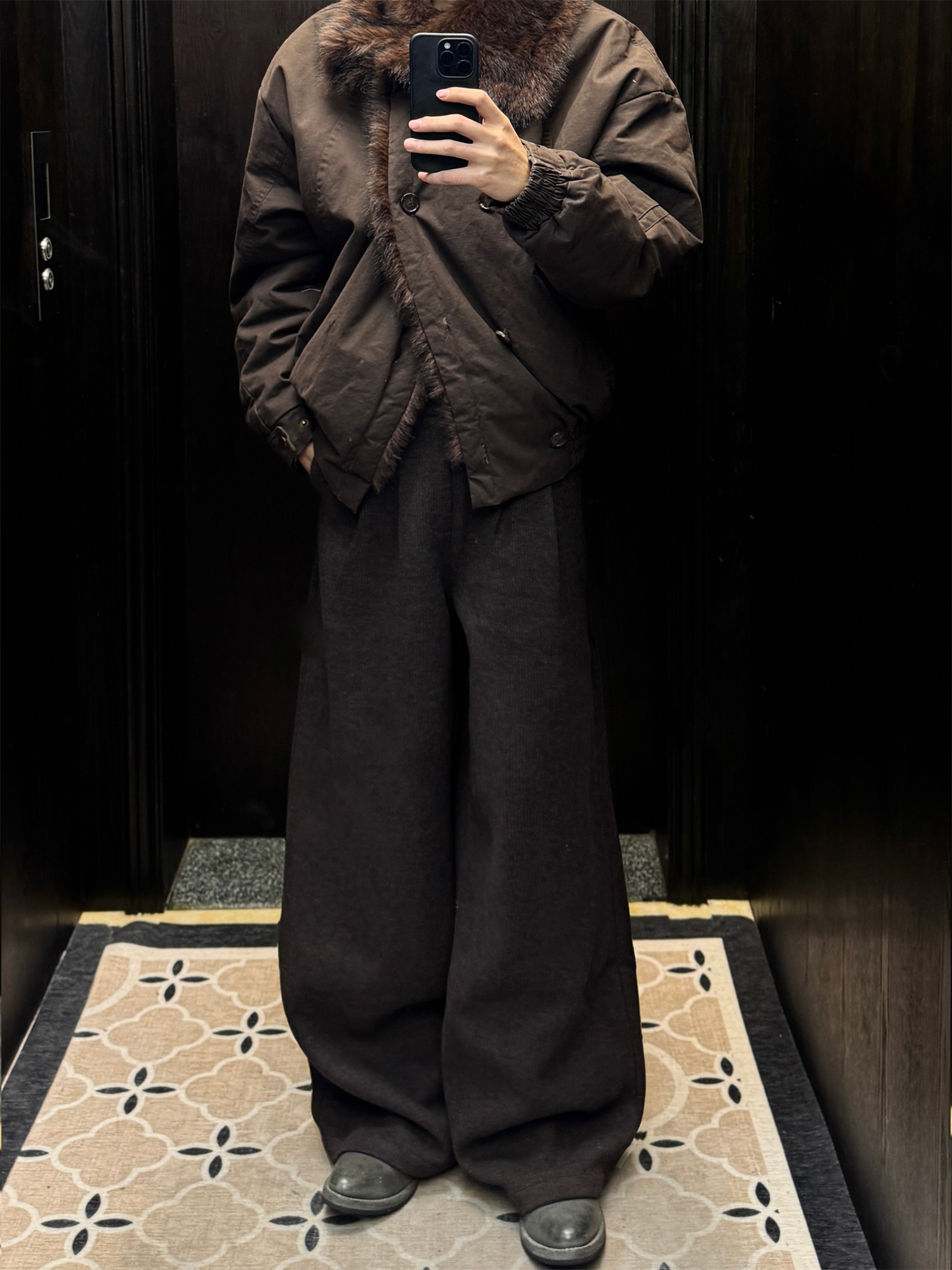 TRECLUB Double-Breasted Faux-Fur Lining Bomber Jacket