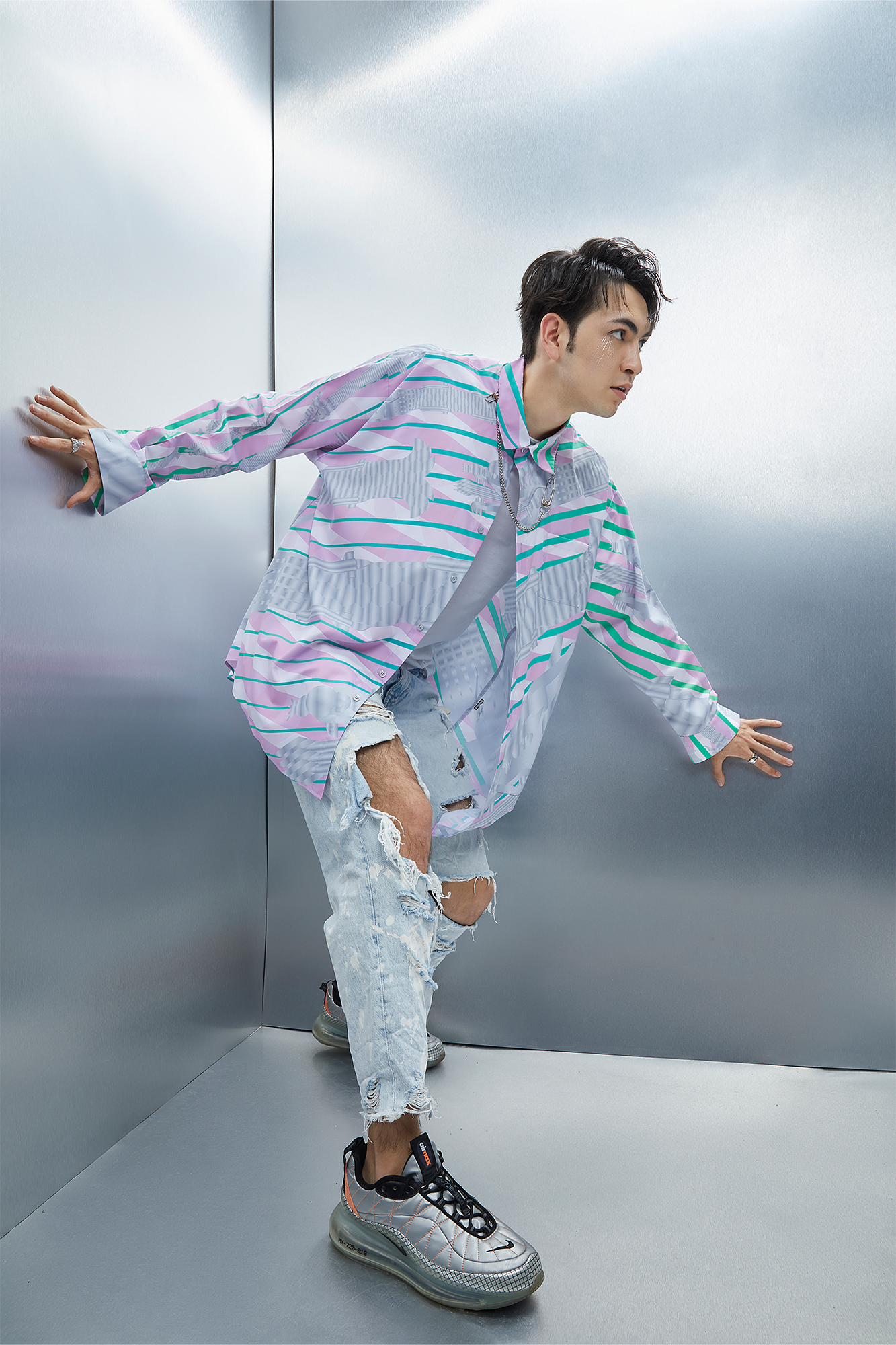 MASH UP ASIA Abstract Stripe Oversized Shirt, premium urban and streetwear designers apparel on PROJECTISR.com, MASH UP ASIA