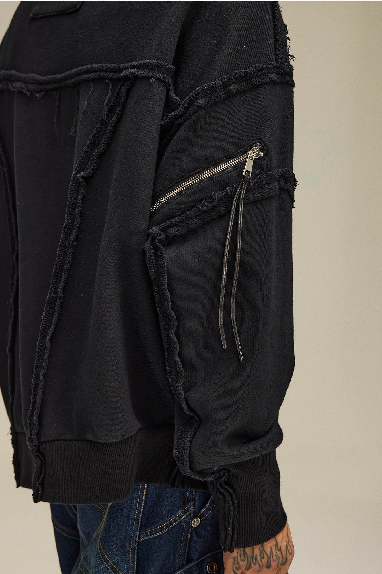 FLYERRER Asymmetrical Zip-up Frayed Hoodie