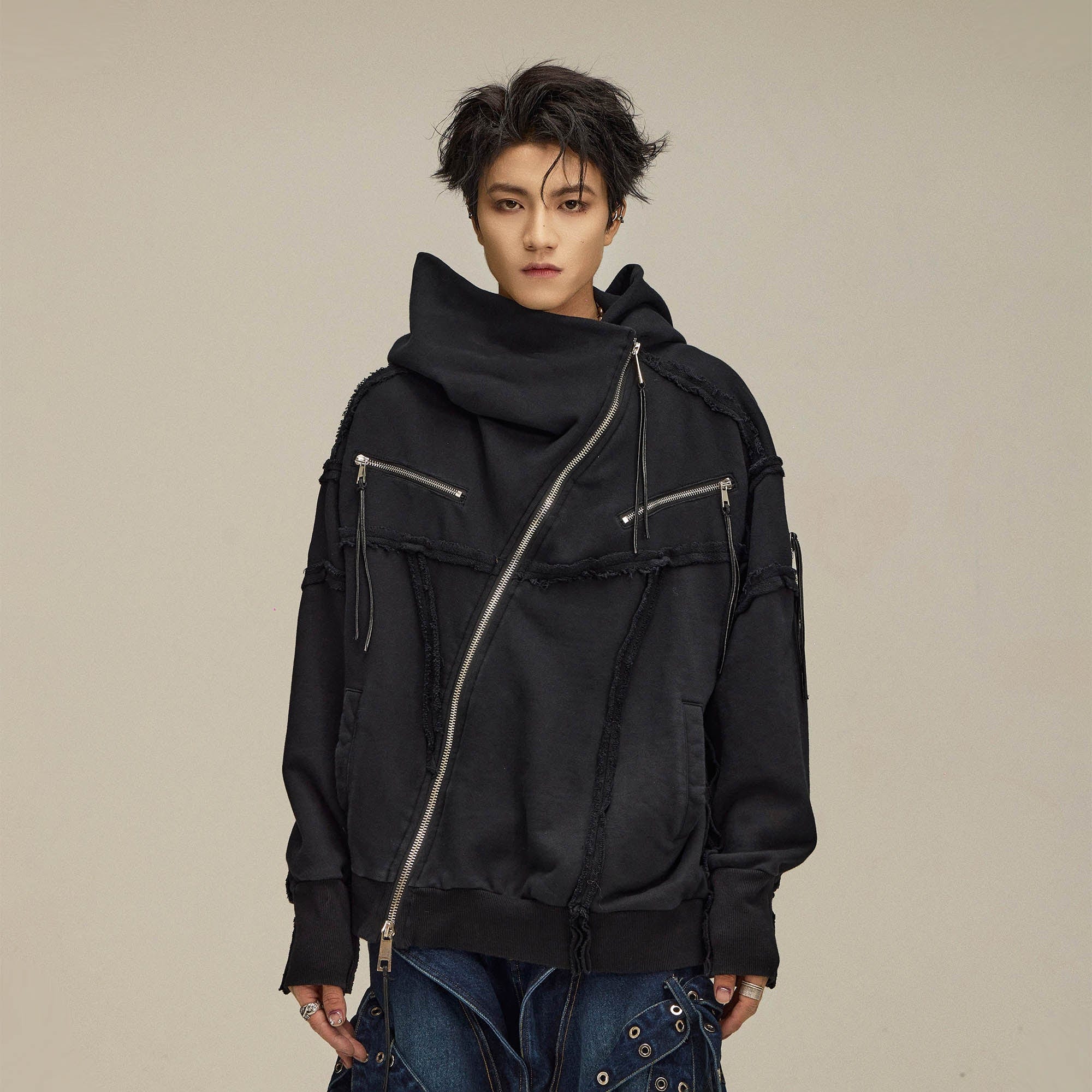 FLYERRER Asymmetrical Zip-up Frayed Hoodie