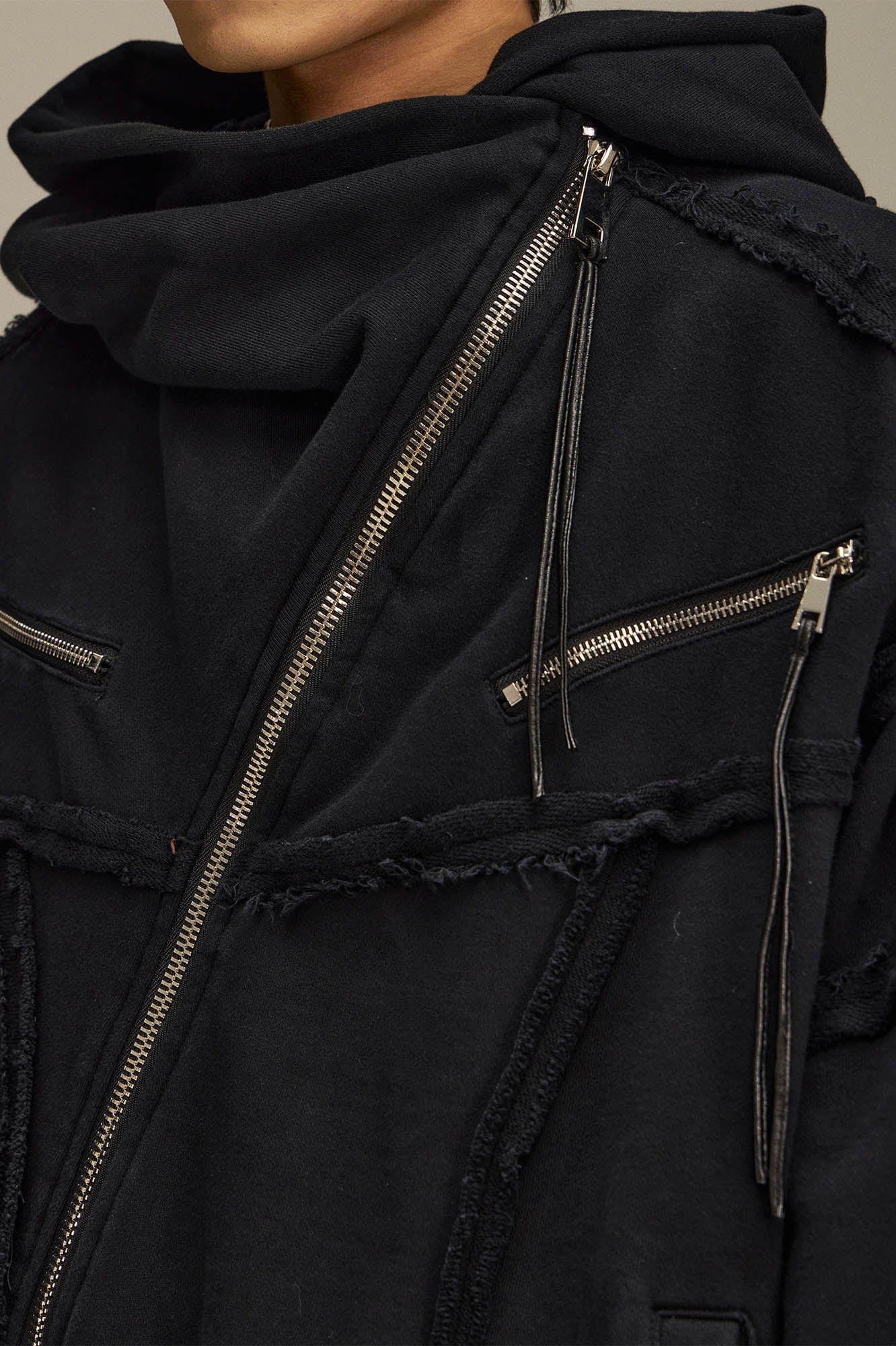 FLYERRER Asymmetrical Zip-up Frayed Hoodie