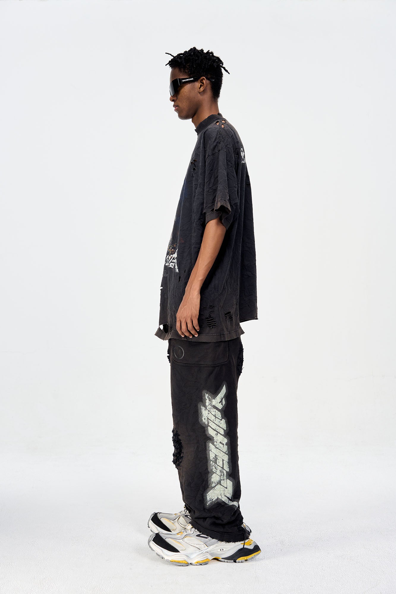 ULIPERY Distressed Glow Crinkled T-Shirt