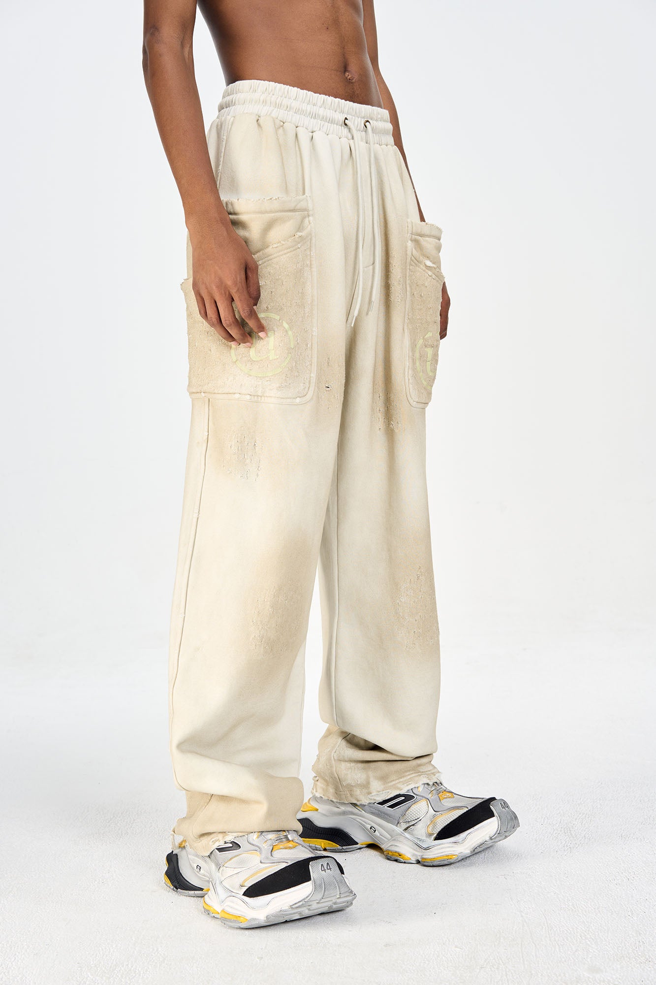 ULIPERY Dirty Fit Distressed Glow Sweatpants