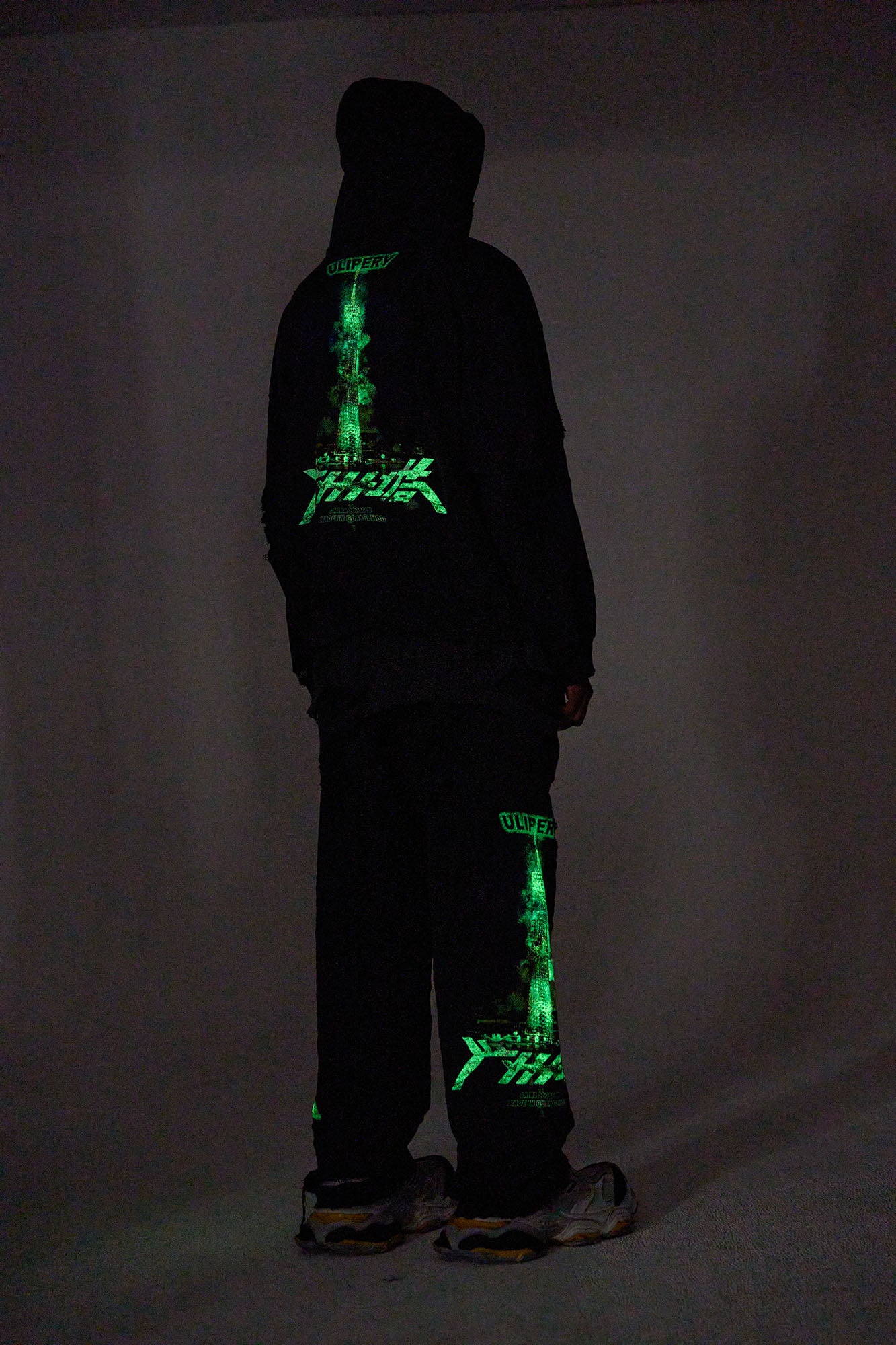 ULIPERY Distressed Glow Face-Cover Hooded Jacket