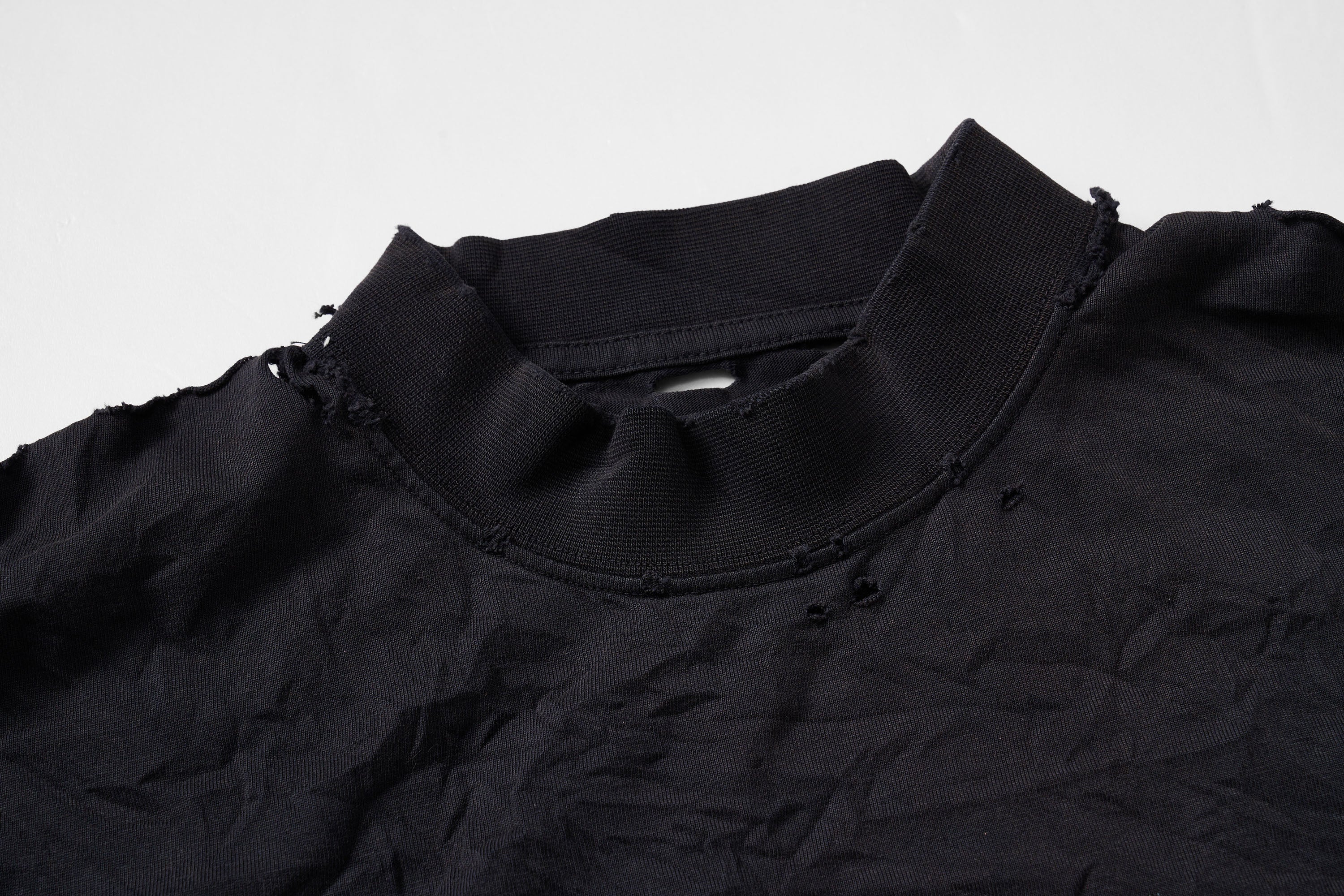 ULIPERY Distressed Glow Crinkled T-Shirt