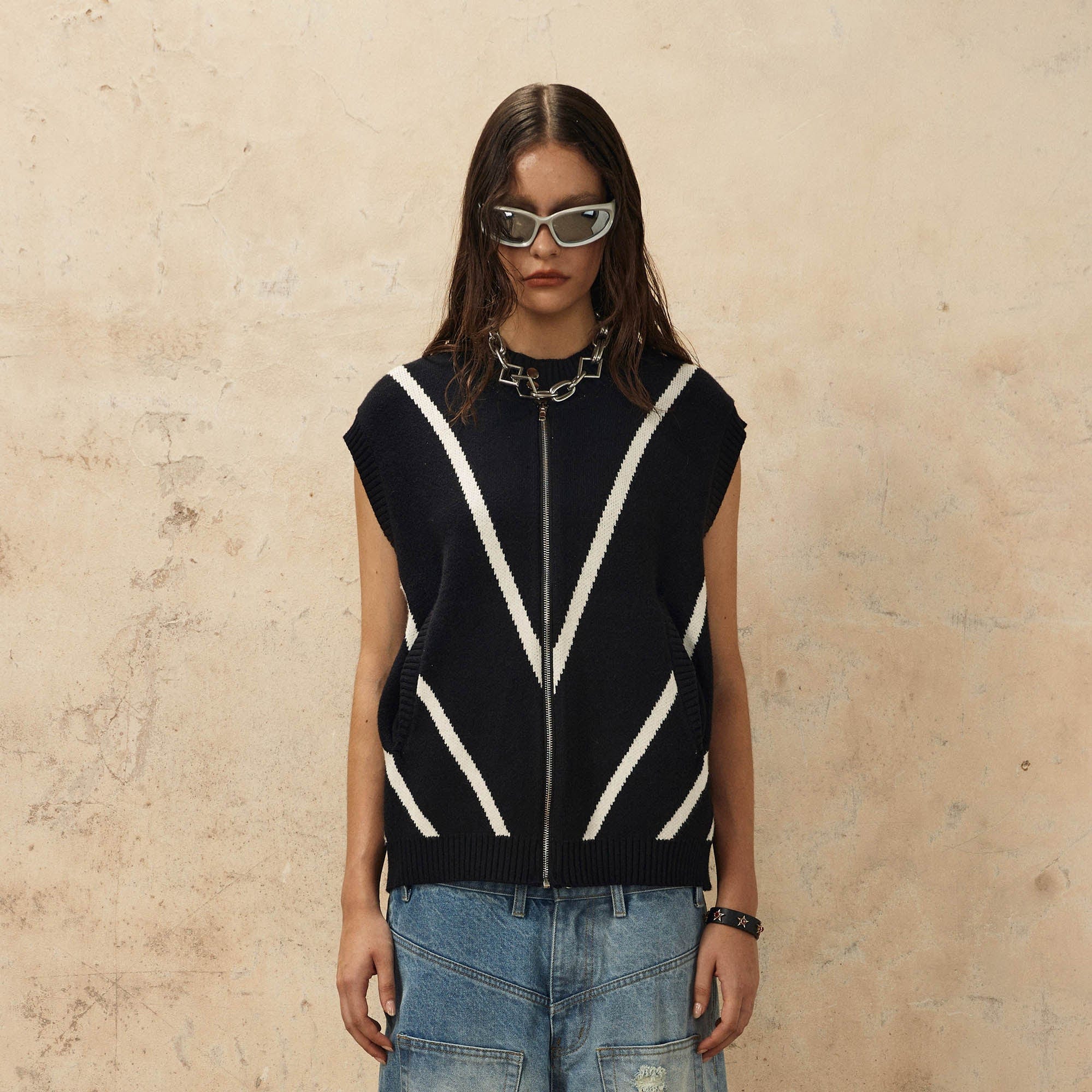 OVDY Chevron Stripe Zip-Up Knit Vest