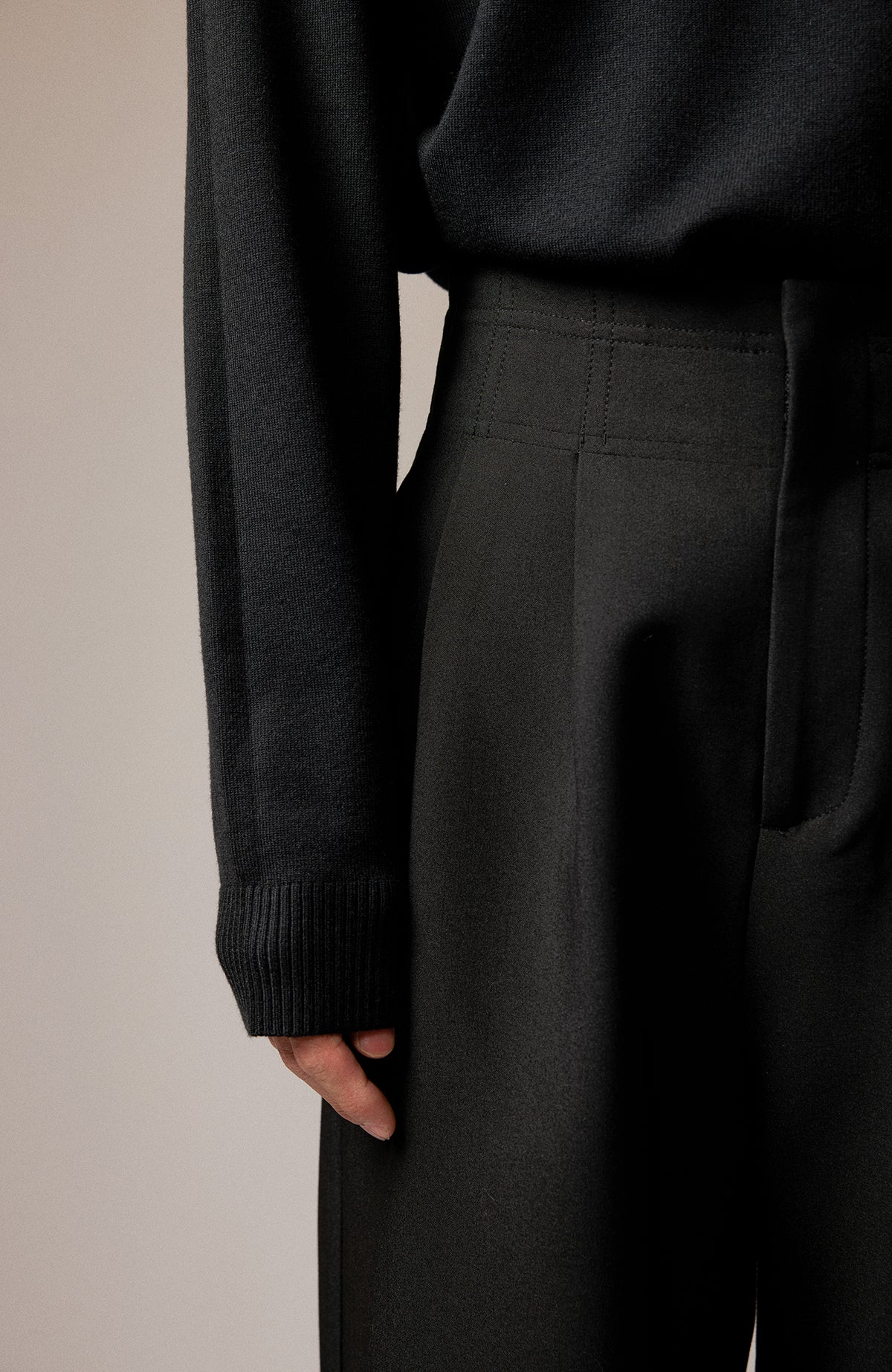SAMMOKONPA Double-Pleat Wide-Leg Trousers