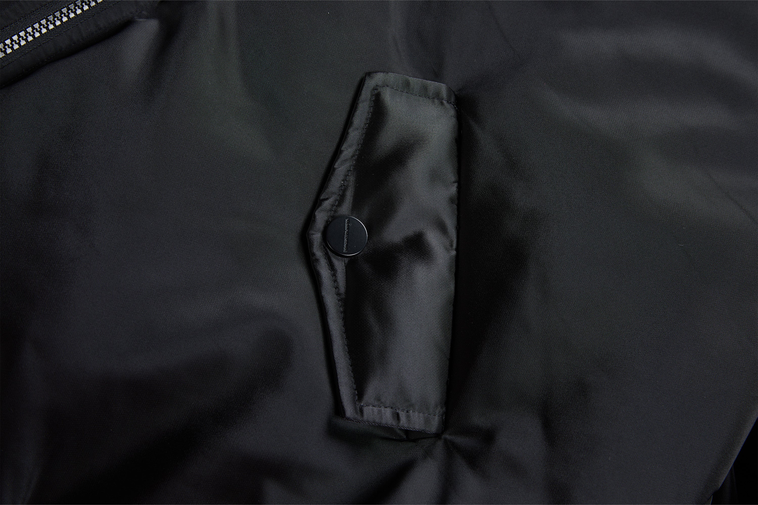 VANN VALRENCE Ruched Sleeve Oversized Hooded Down Jacket