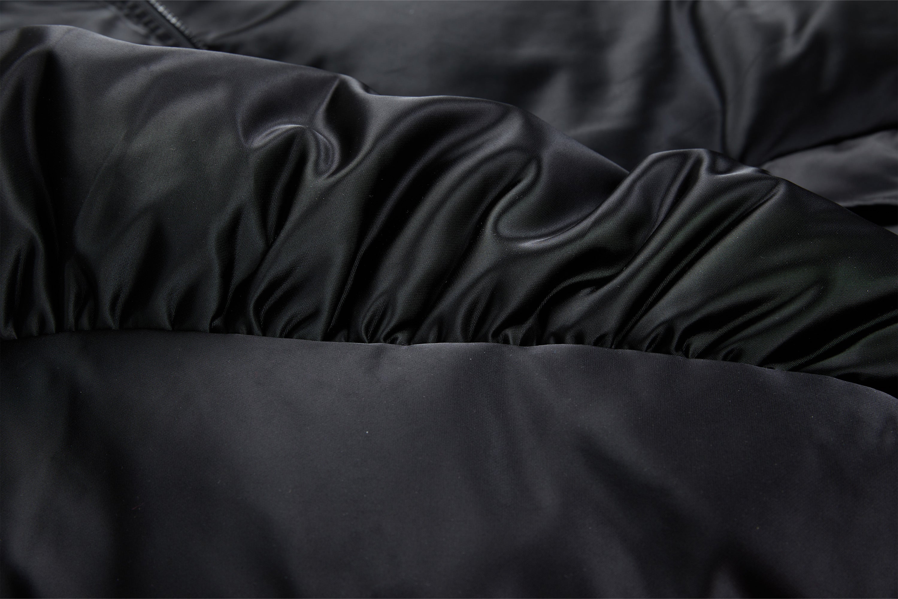 VANN VALRENCE Ruched Sleeve Oversized Hooded Down Jacket