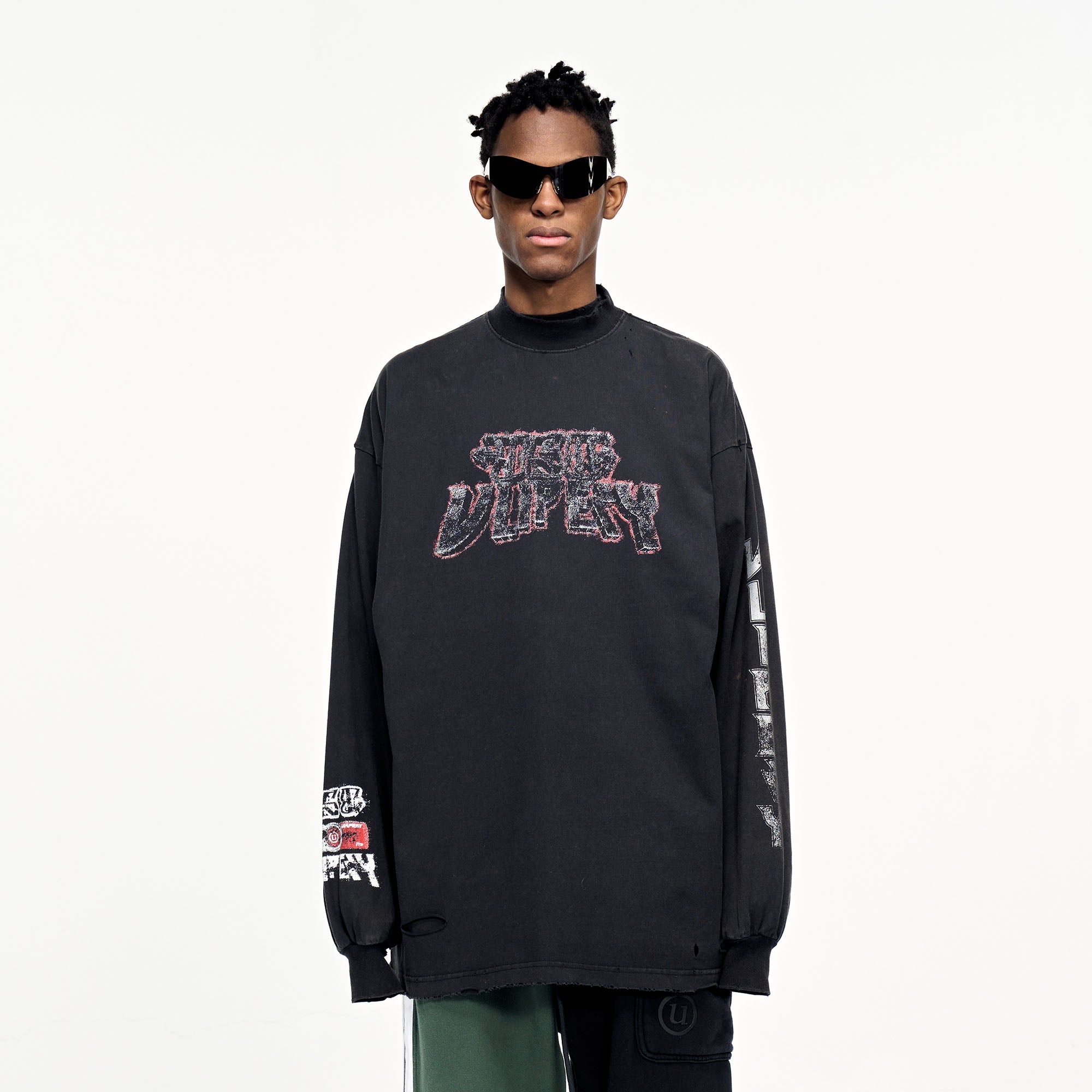 ULIPERY Distressed USB Flash Drive Graphic Long Sleeve Tee