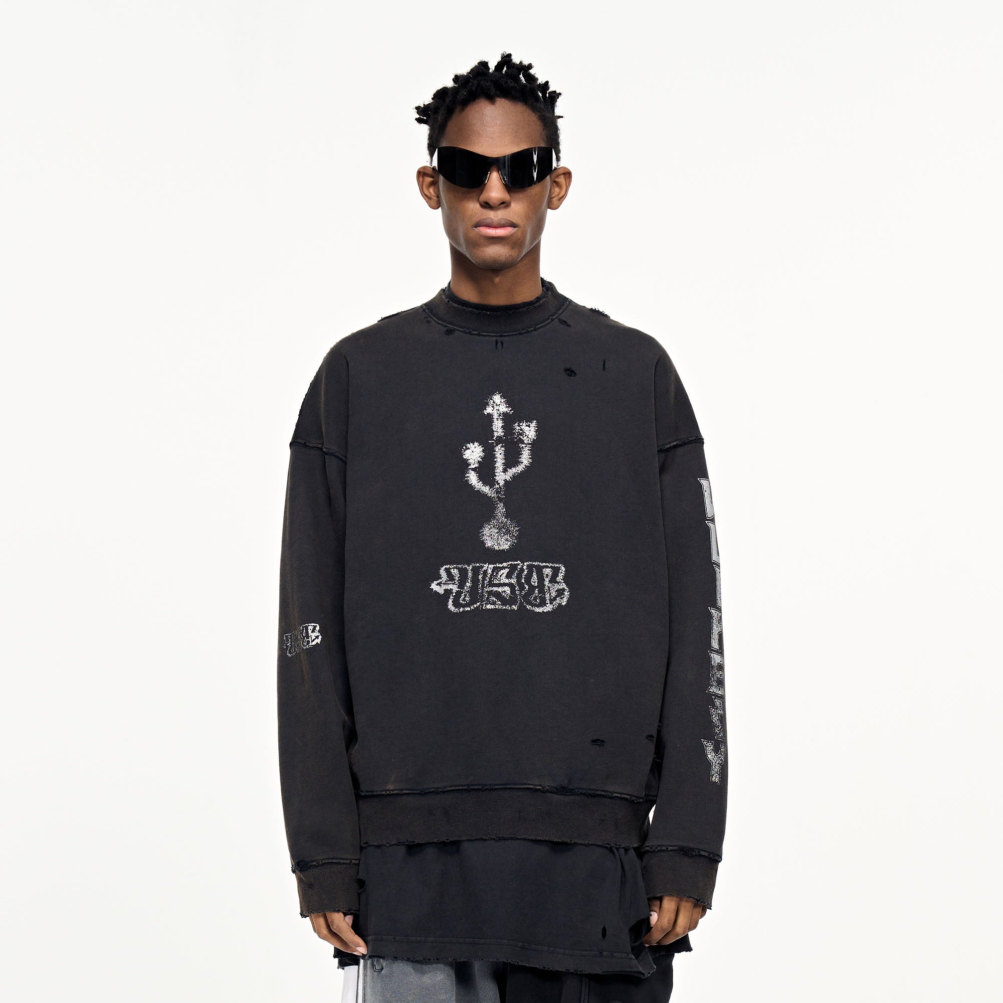 ULIPERY Distressed USB Graphic Long Sleeve Tee Black