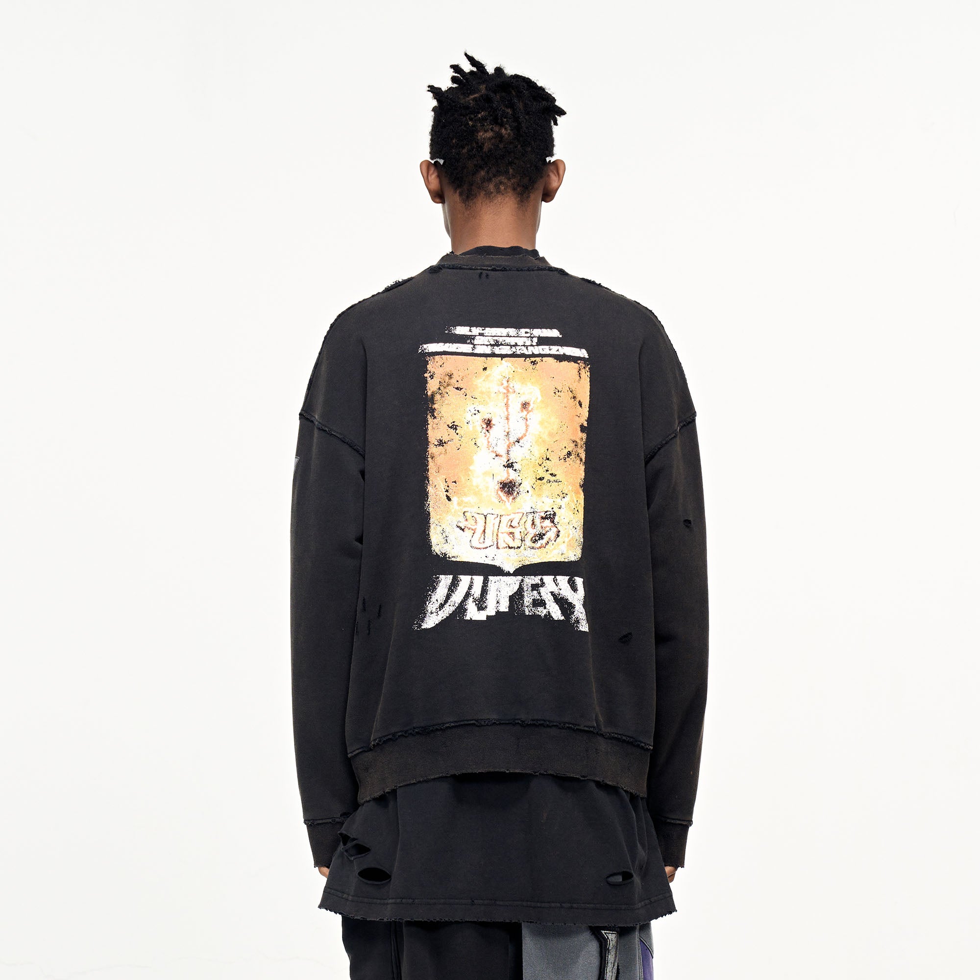 ULIPERY Distressed USB Graphic Long Sleeve Tee Black