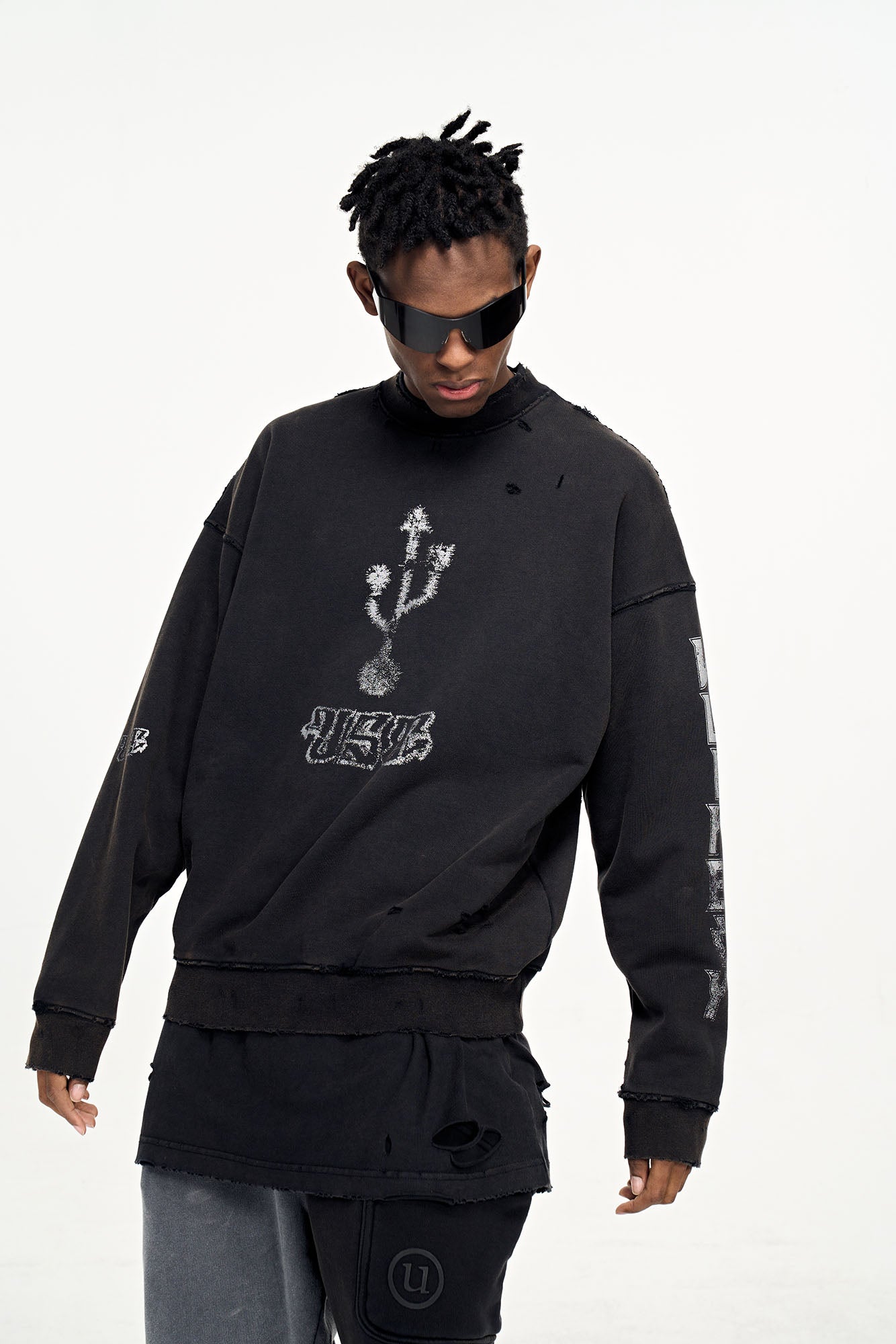 ULIPERY Distressed USB Graphic Long Sleeve Tee Black, premium urban and streetwear designers apparel on PROJECTISR.com, ULIPERY