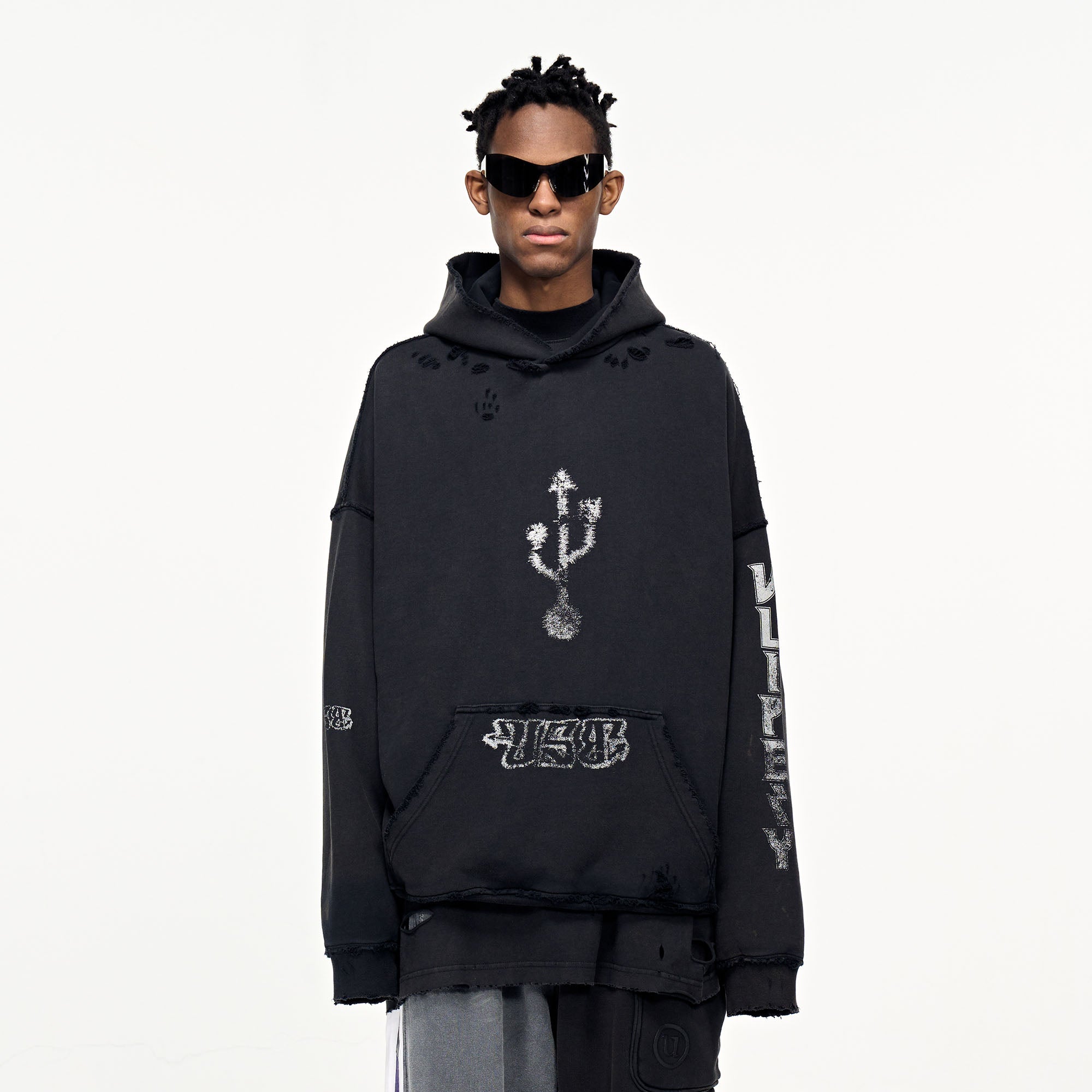 ULIPERY Distressed USB Graphic Hoodie
