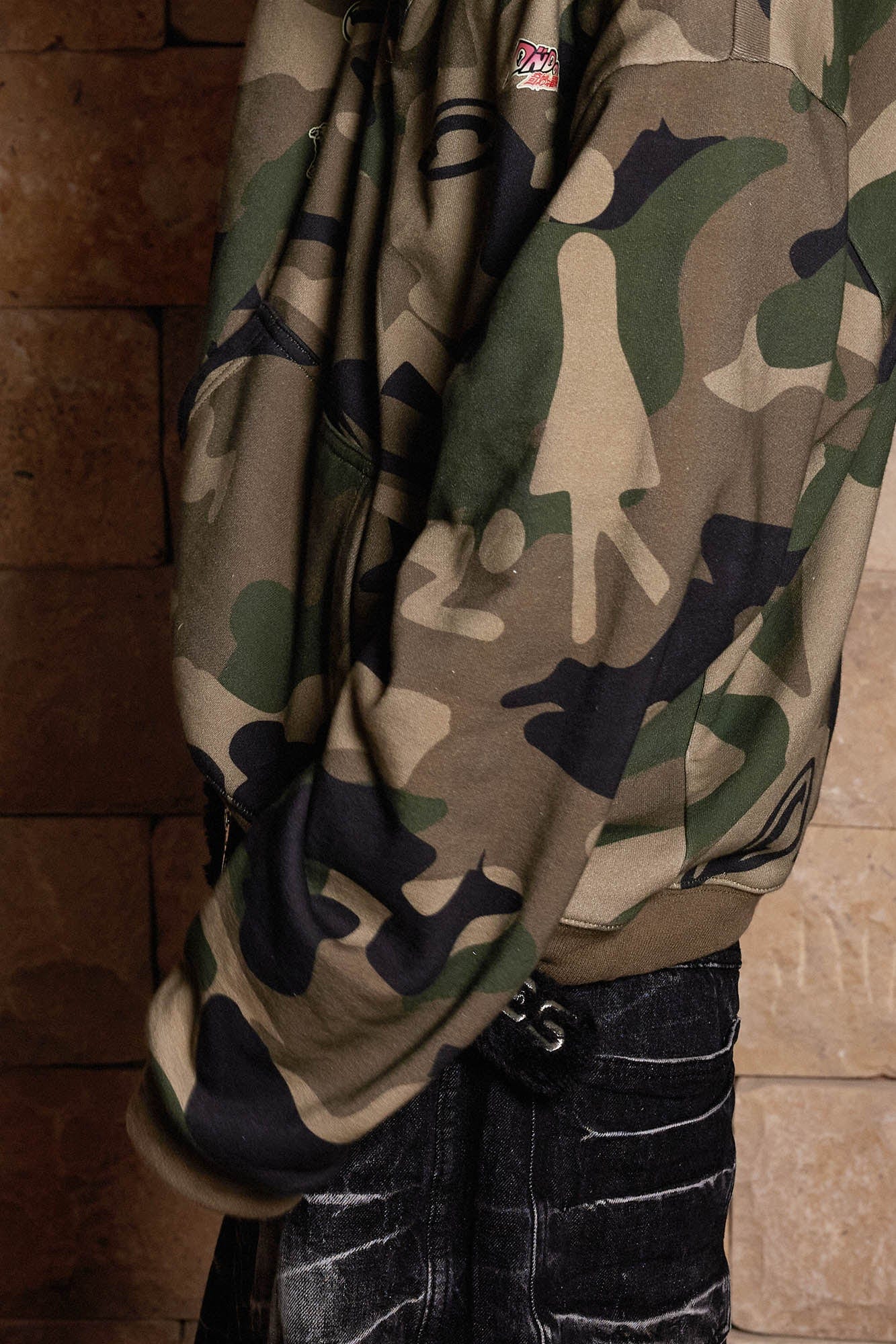 DND4DES The Stickers Camo V-Neck Hoodie