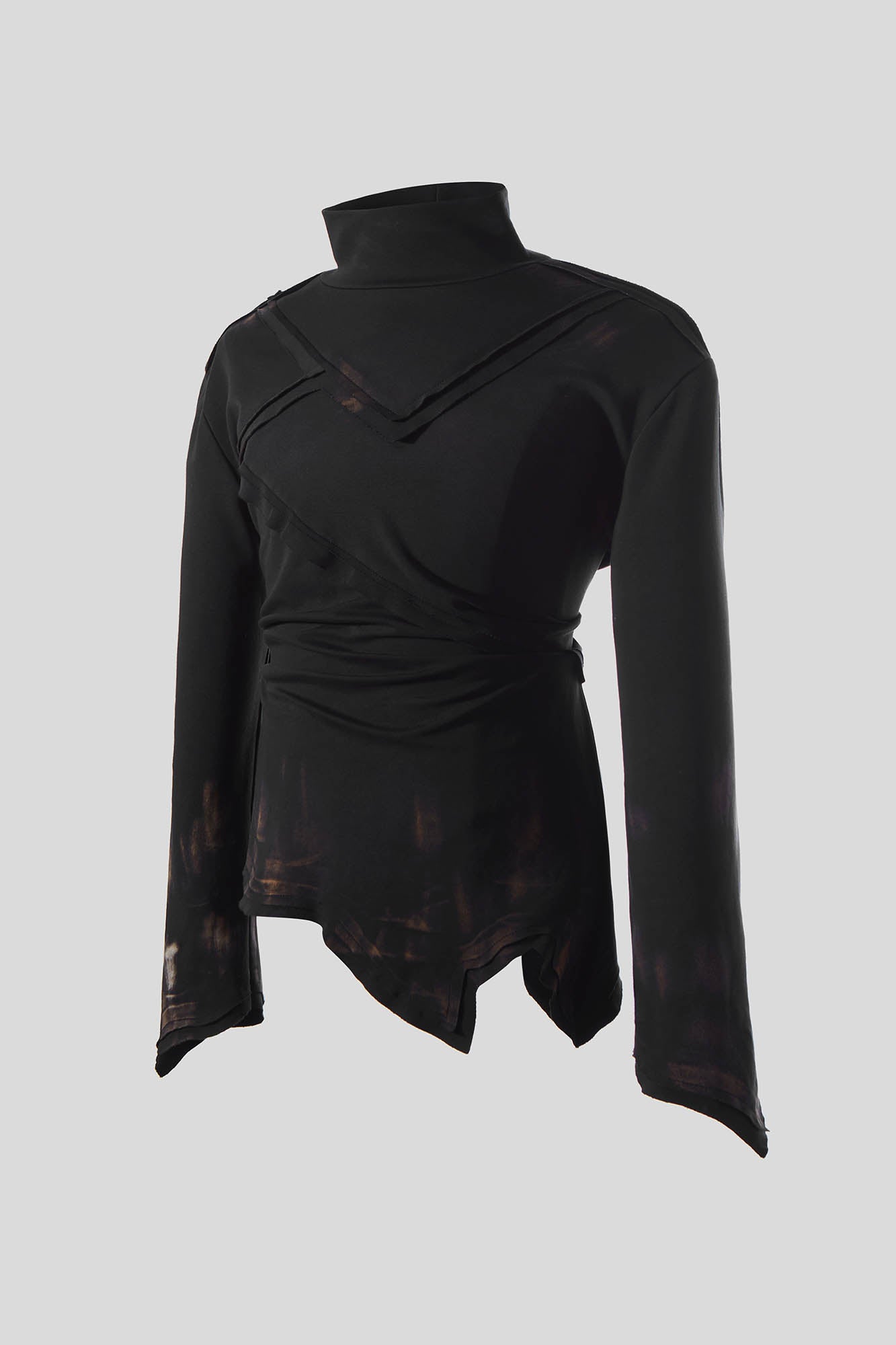 FLYERRER Asymmetrical Spliced Distressed Turtleneck Long-Sleeve T-Shirt